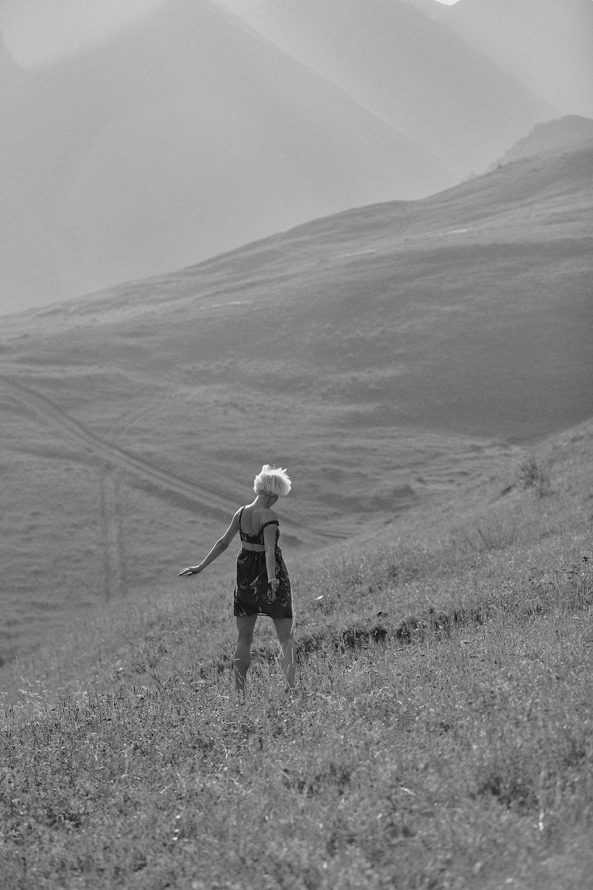 Летняя Фотосессия в горах Кавказа. Фотограф Продюсер в горах КБР / Москва  Нальчик Горы