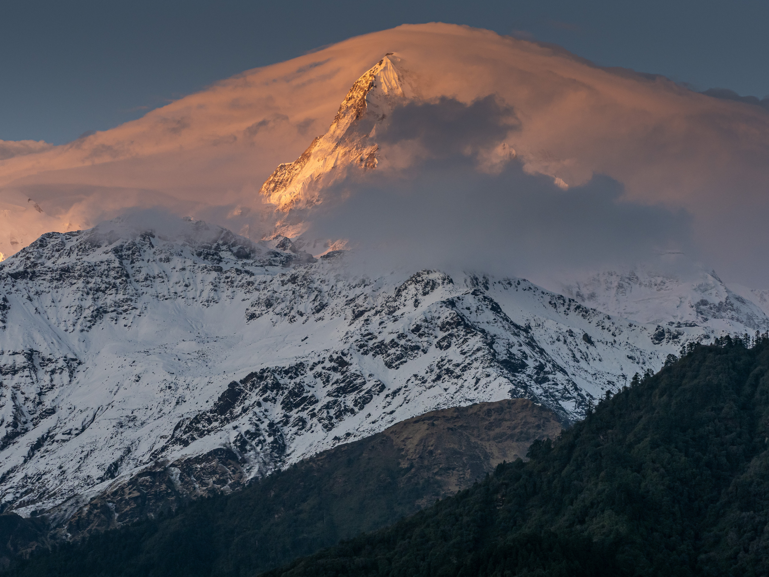 Непал, трек в районе Аннапурны, 2023. Творческие сьемки