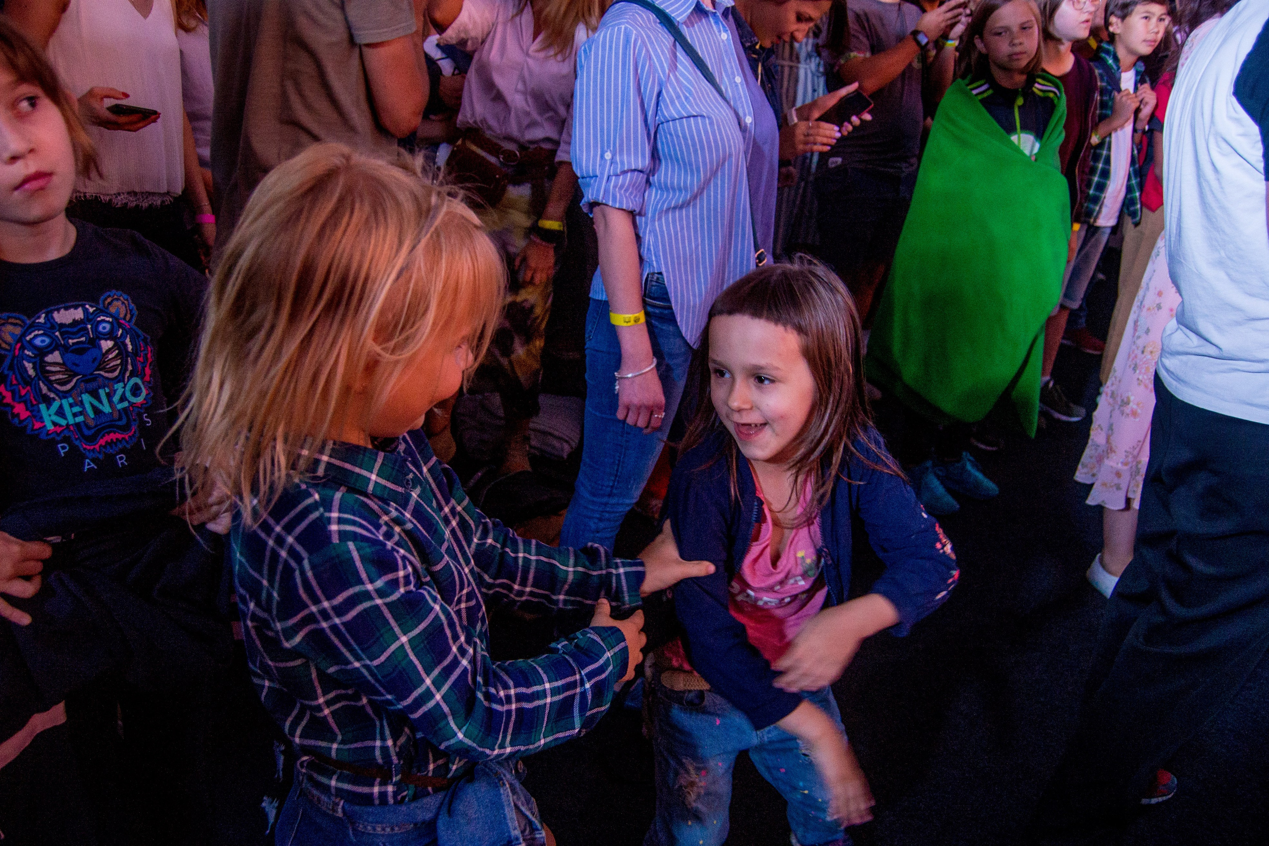 Jukebox trio, Рабочий и Колхозница, 1.09.19. Фотограф Медведева Полина