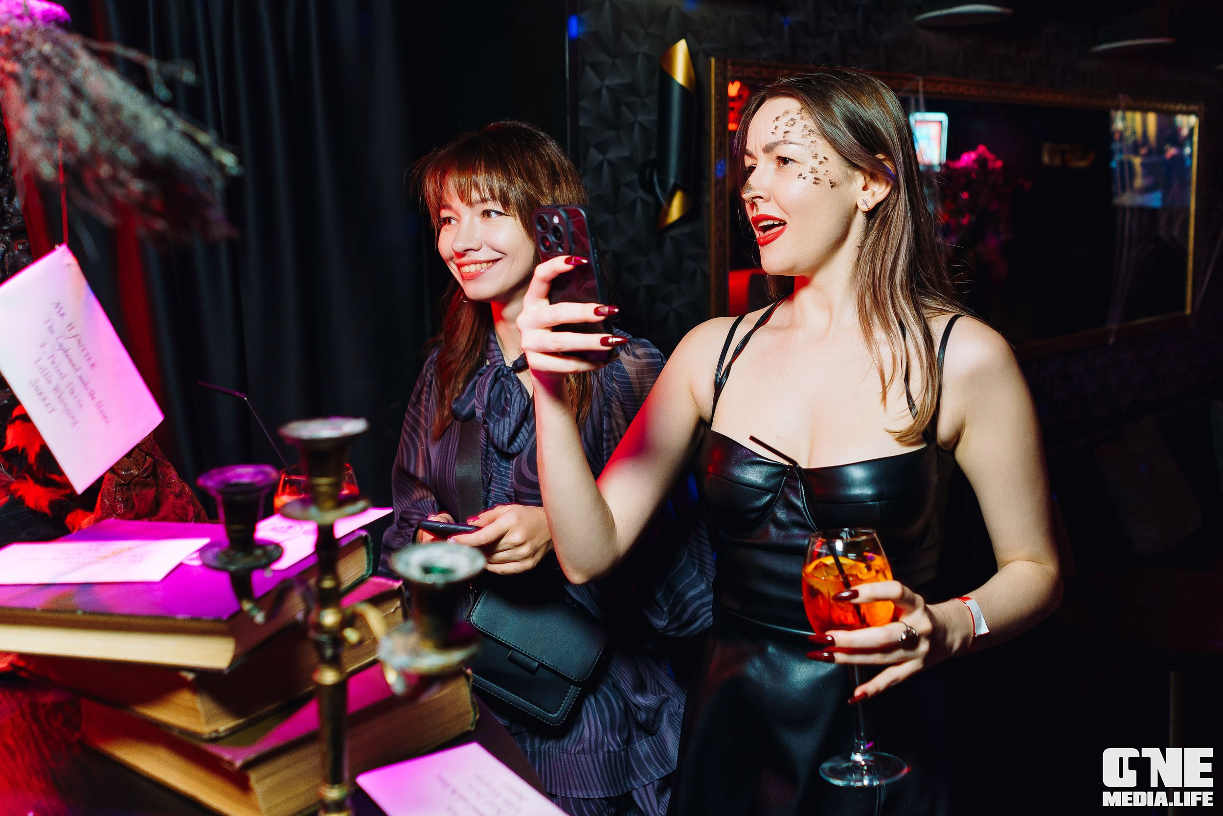 Фоторепортаж из Secret Bar. One Media Life: фоторепортажи, фотоотчеты с мероприятий и заведений