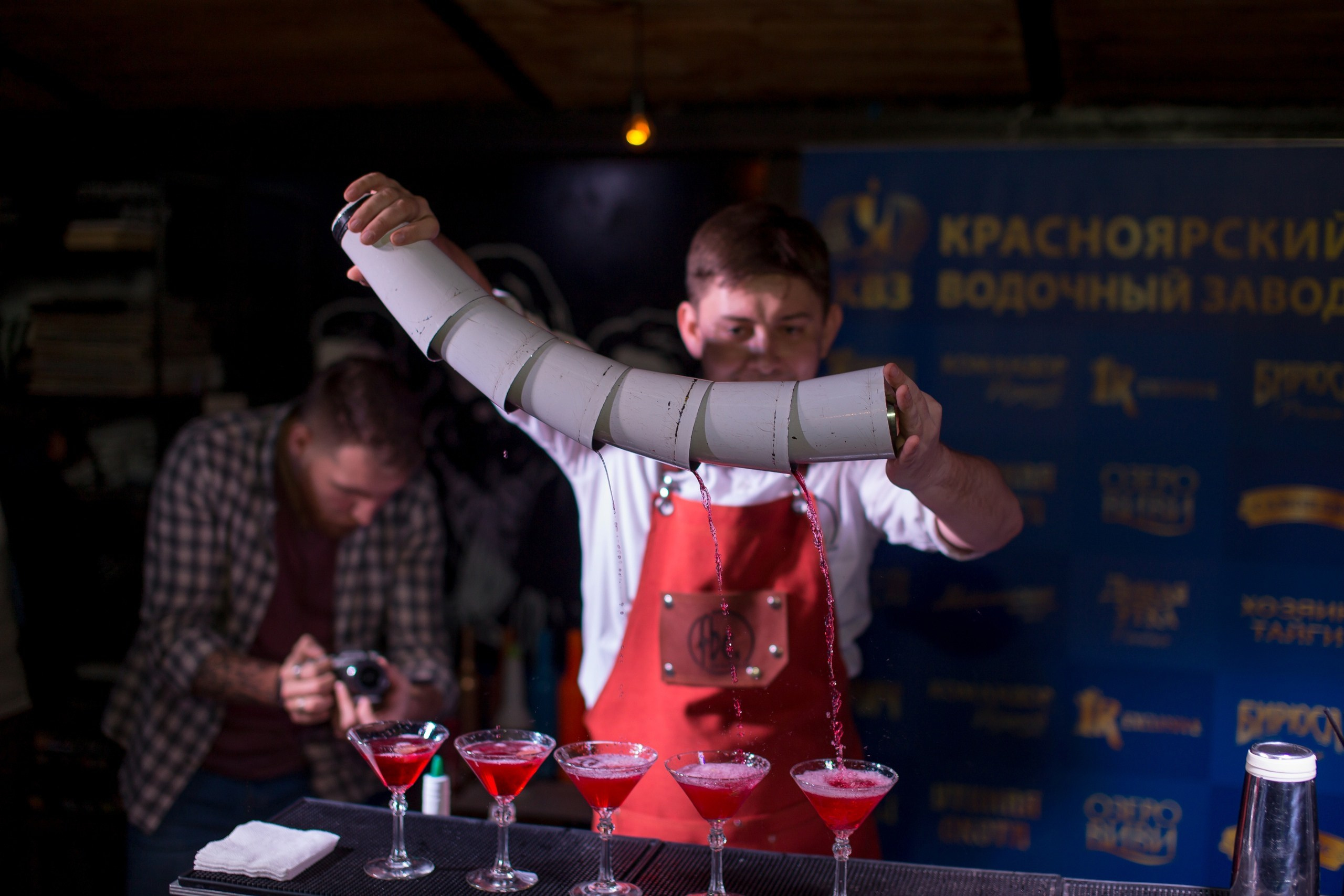 День бармена. Семейный Фотограф в Красноярске Крохалев Сергей