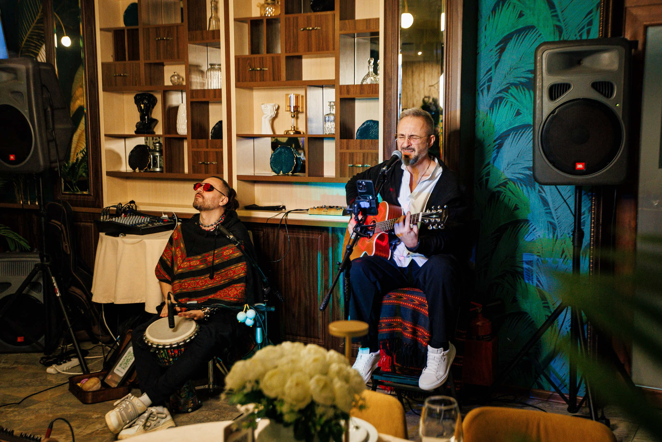 Музыкальные вечера. Квартирник. Александр Конецкий_Чистые пруды_Симферополь_16.02.2025. Аминов Руслан | Фотограф