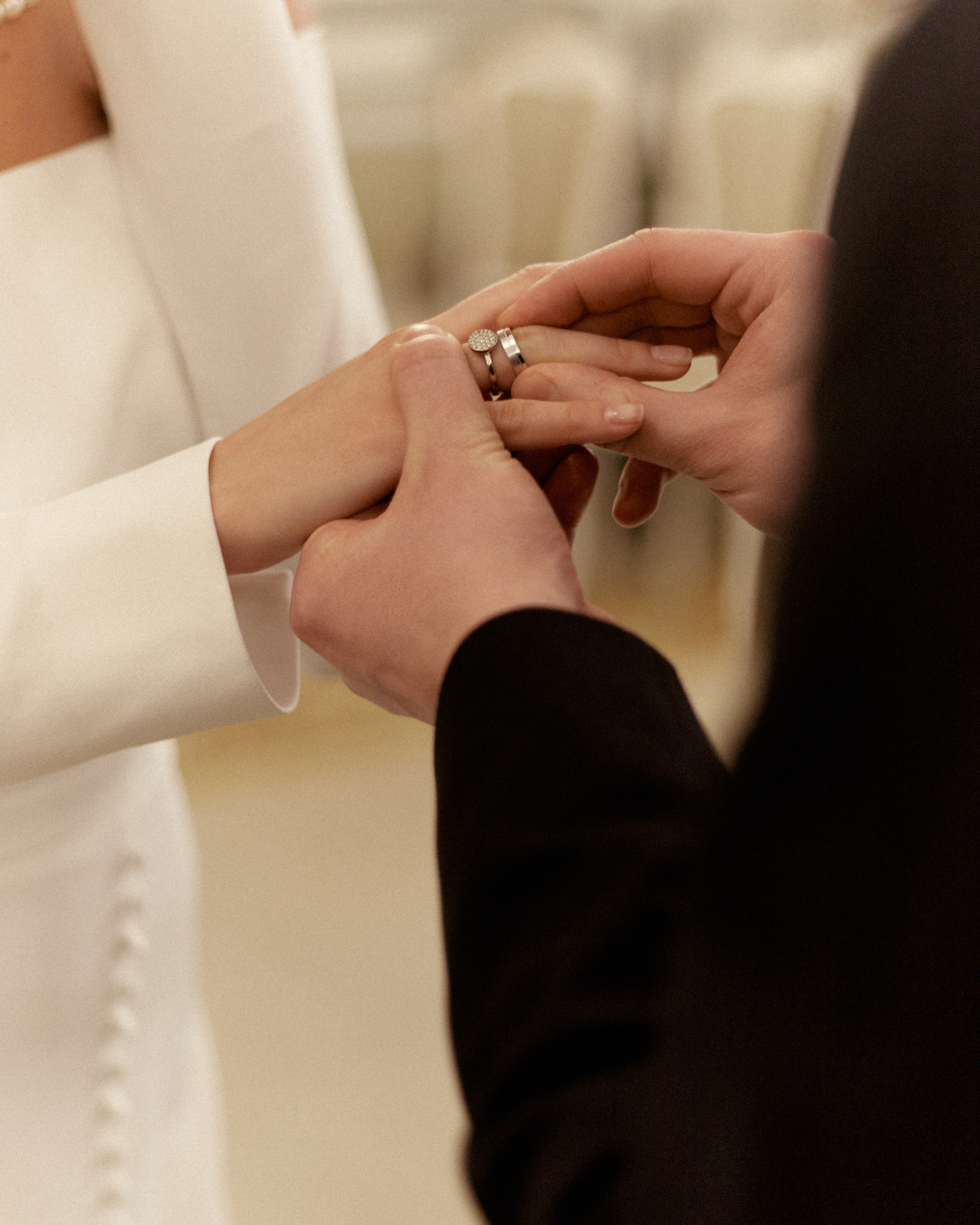 Свадебная фотосессия в Дворце Бракосочетания № 1. Сестры Карабаза. Фотографы и ретушеры в Москве и Санкт-Петербурге