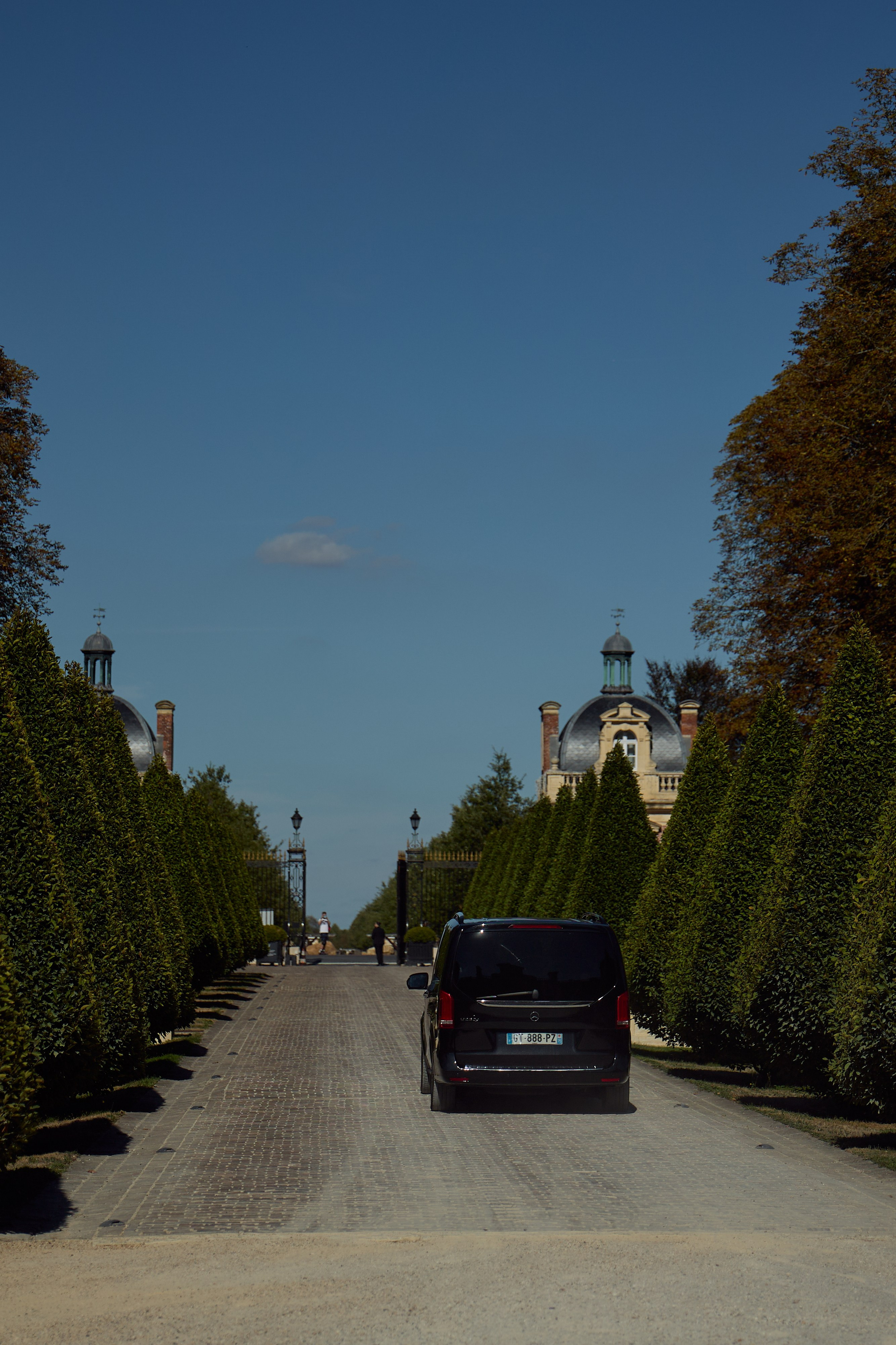 Château de Ferrières Wedding near Paris | Aleksandr Tsukanov