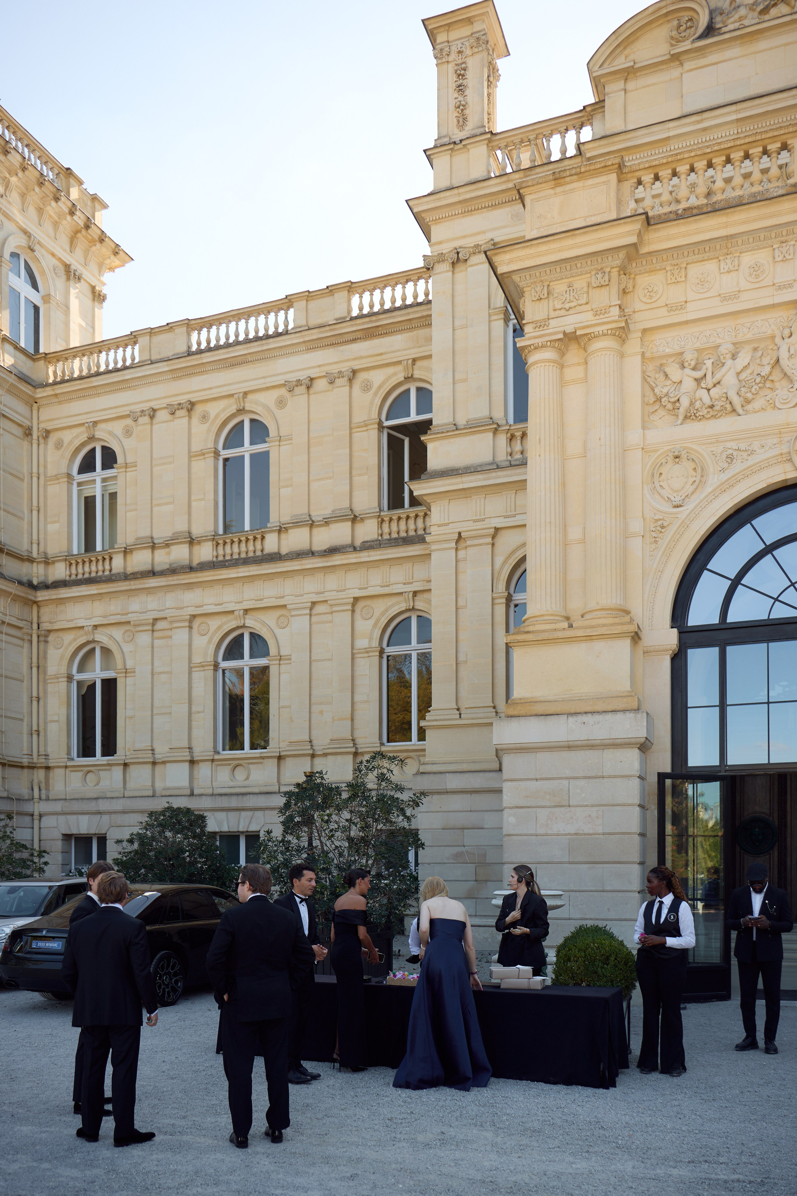 Château de Ferrières Wedding near Paris | Aleksandr Tsukanov