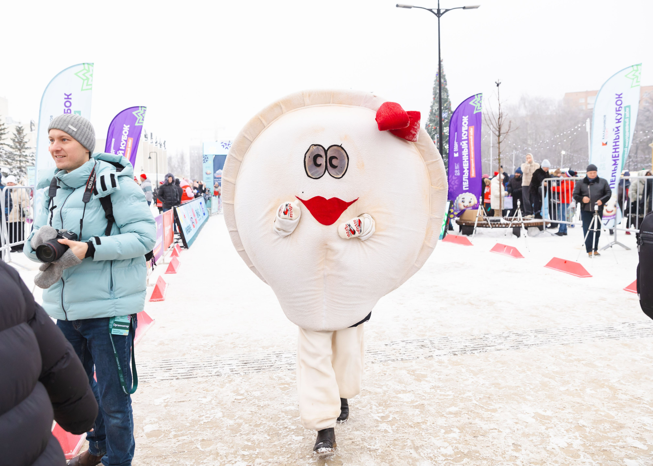 09.01.2026 День Пельменя в Ижевске. ФОТОГРАФ ВИНОГРАДОВА ДАРЬЯ