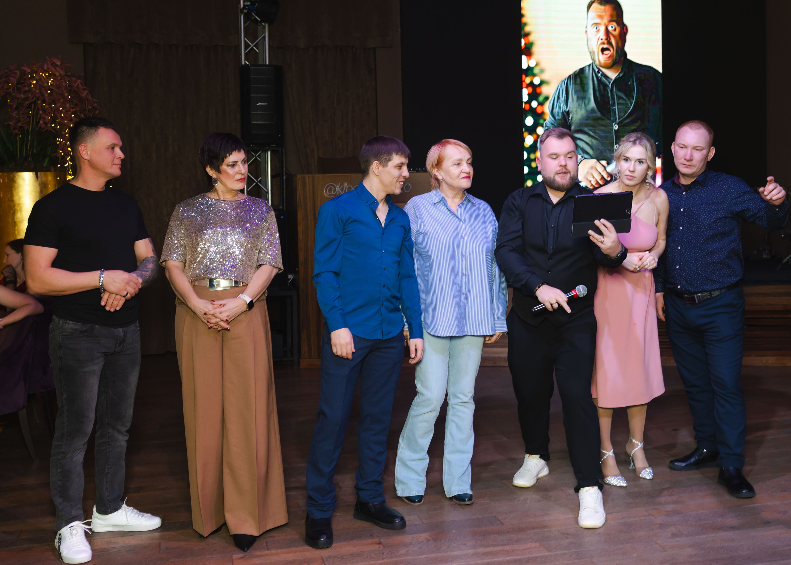 НОВОГОДНИЕ КОРПОРАТИВЫ. ФОТОГРАФ ВИНОГРАДОВА ДАРЬЯ