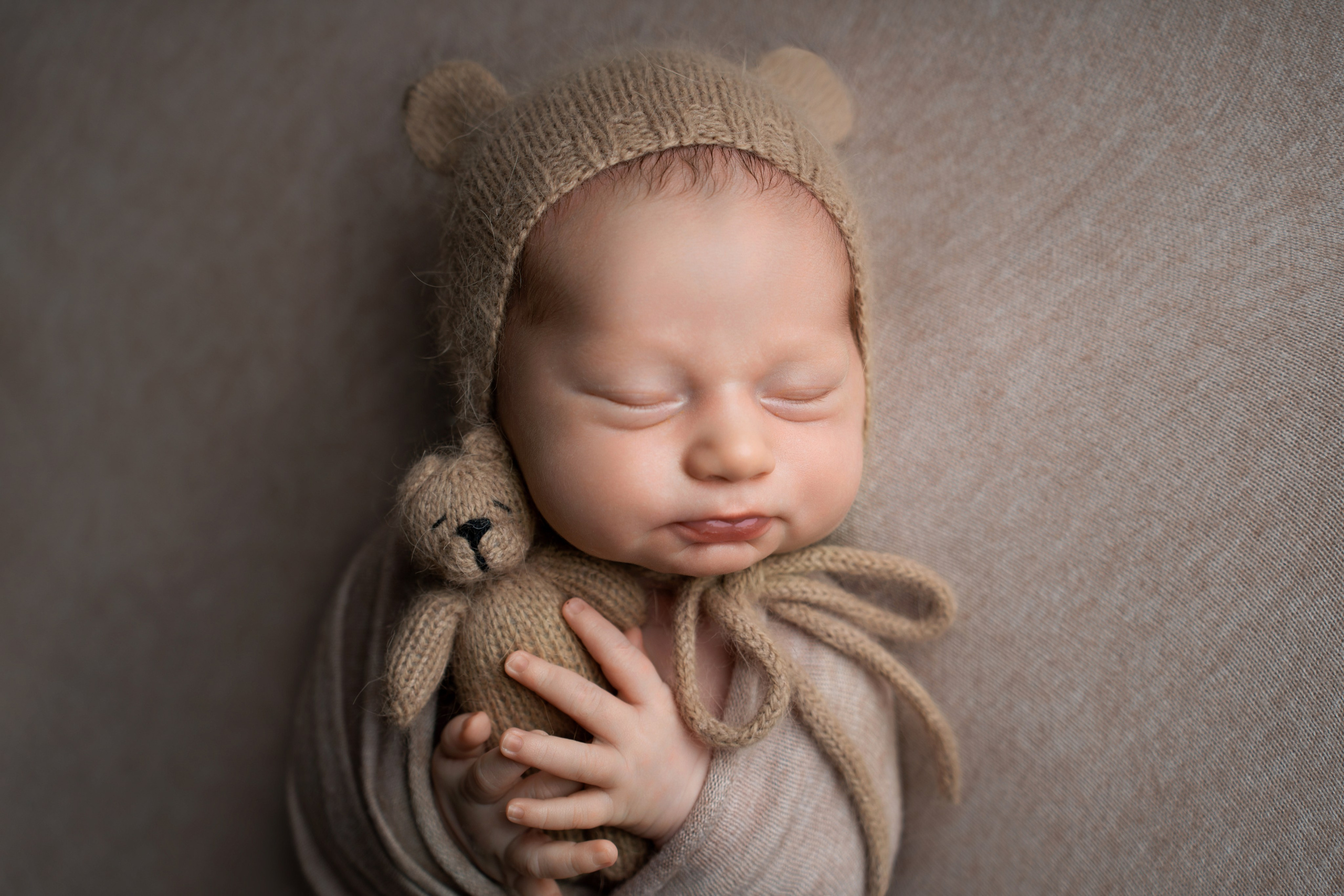 Ньюборн. Фотограф новорожденных Оренбург и свадебный фотограф Оренбург