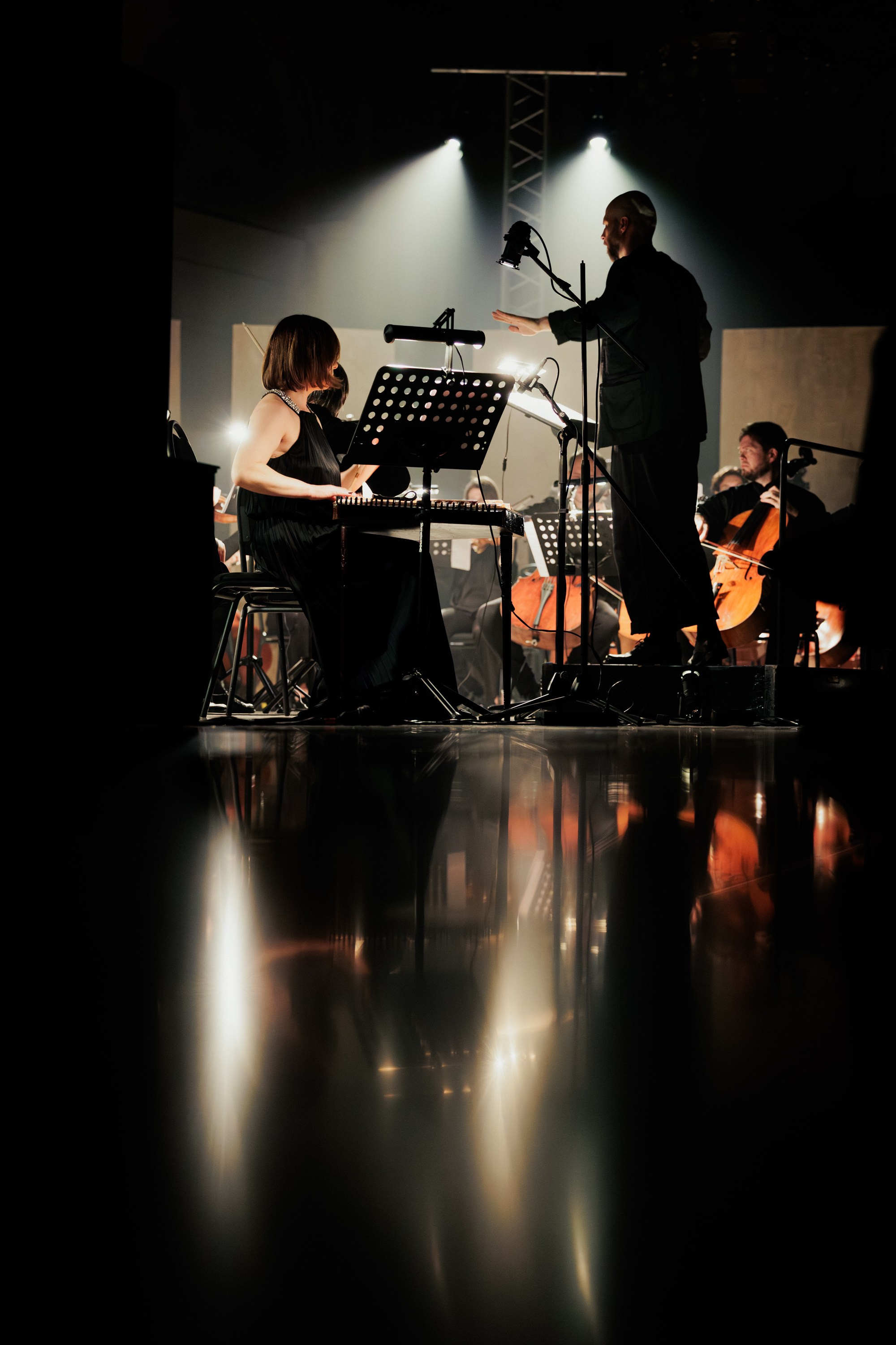 Концерт музыки композитора-резидента Алексея Ретинского «Dom Radio». Репортажный фотограф в Санкт-Петербурге Александр Паклин