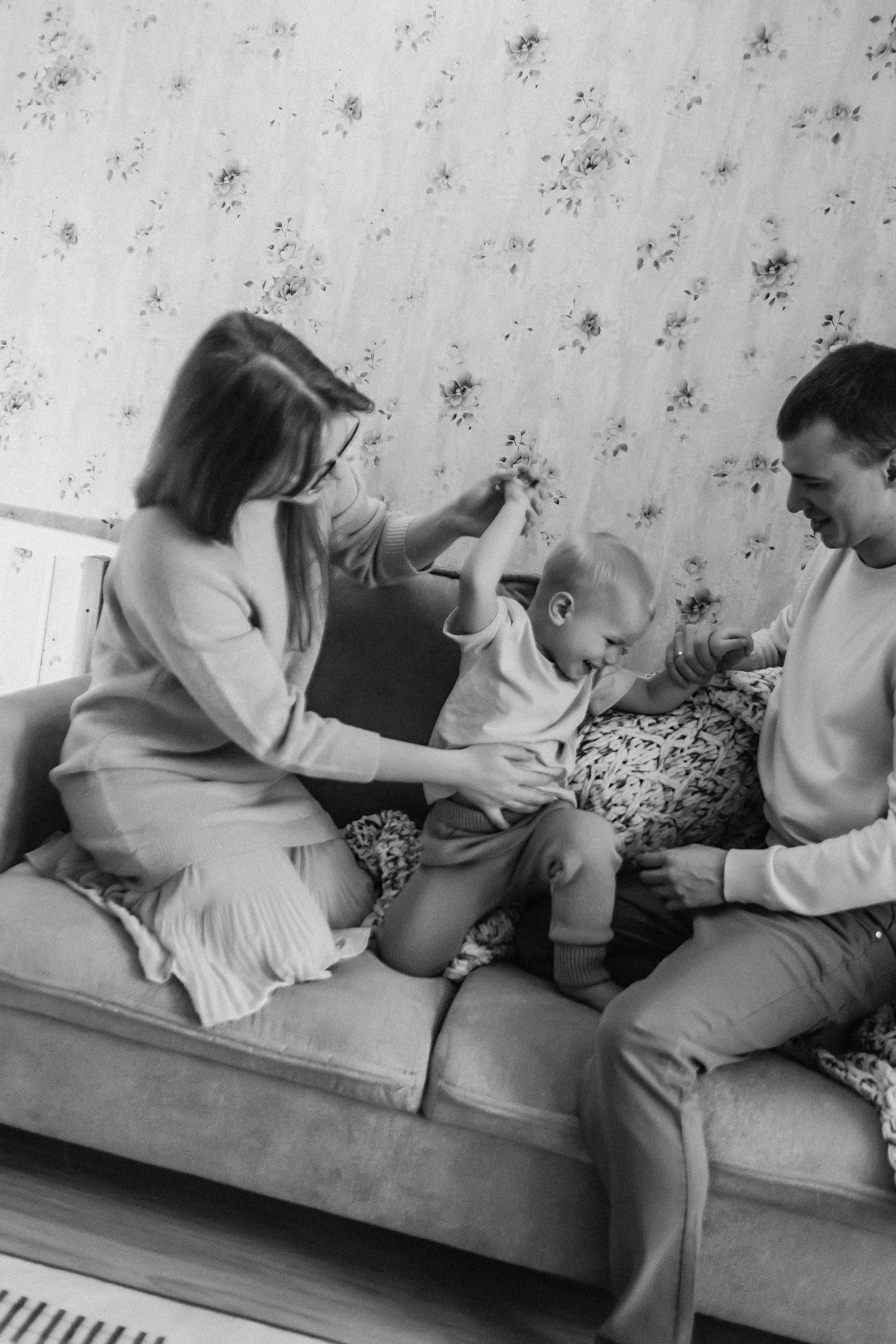 Очень активный Лев. Семейный фотограф Тюмень, фотограф на роды Салмина Мария