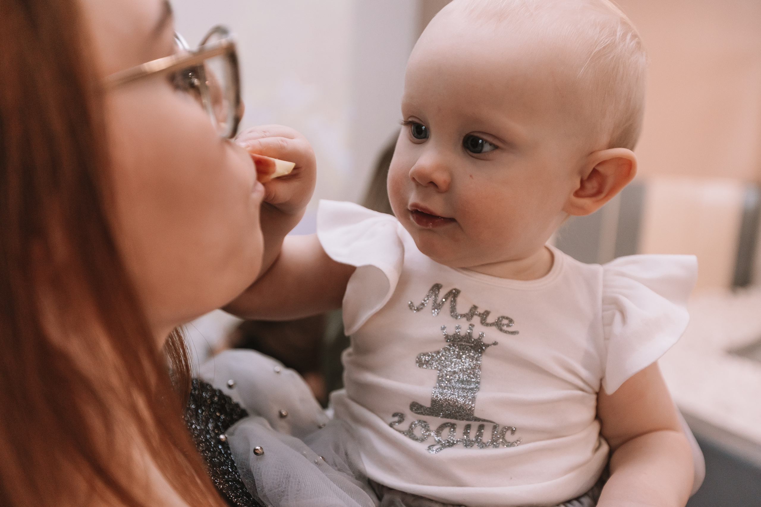 Первый годик в игровой. Семейный фотограф Тюмень, фотограф на роды Салмина Мария