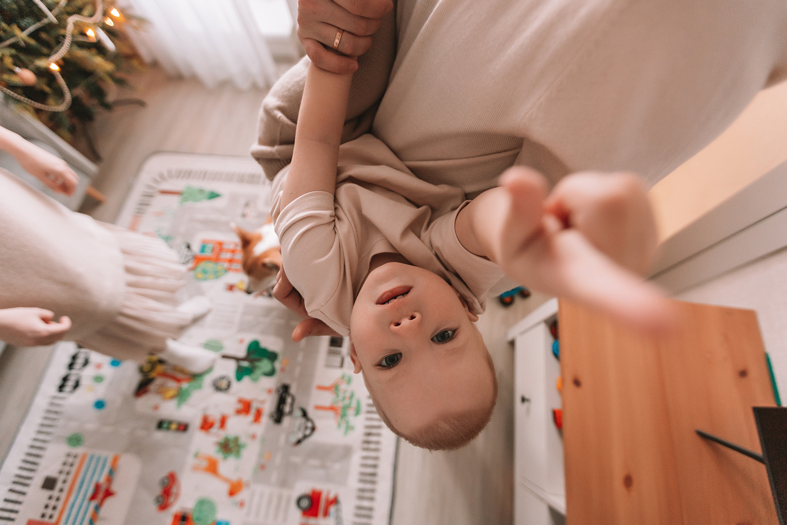 Очень активный Лев. Семейный фотограф Тюмень, фотограф на роды Салмина Мария