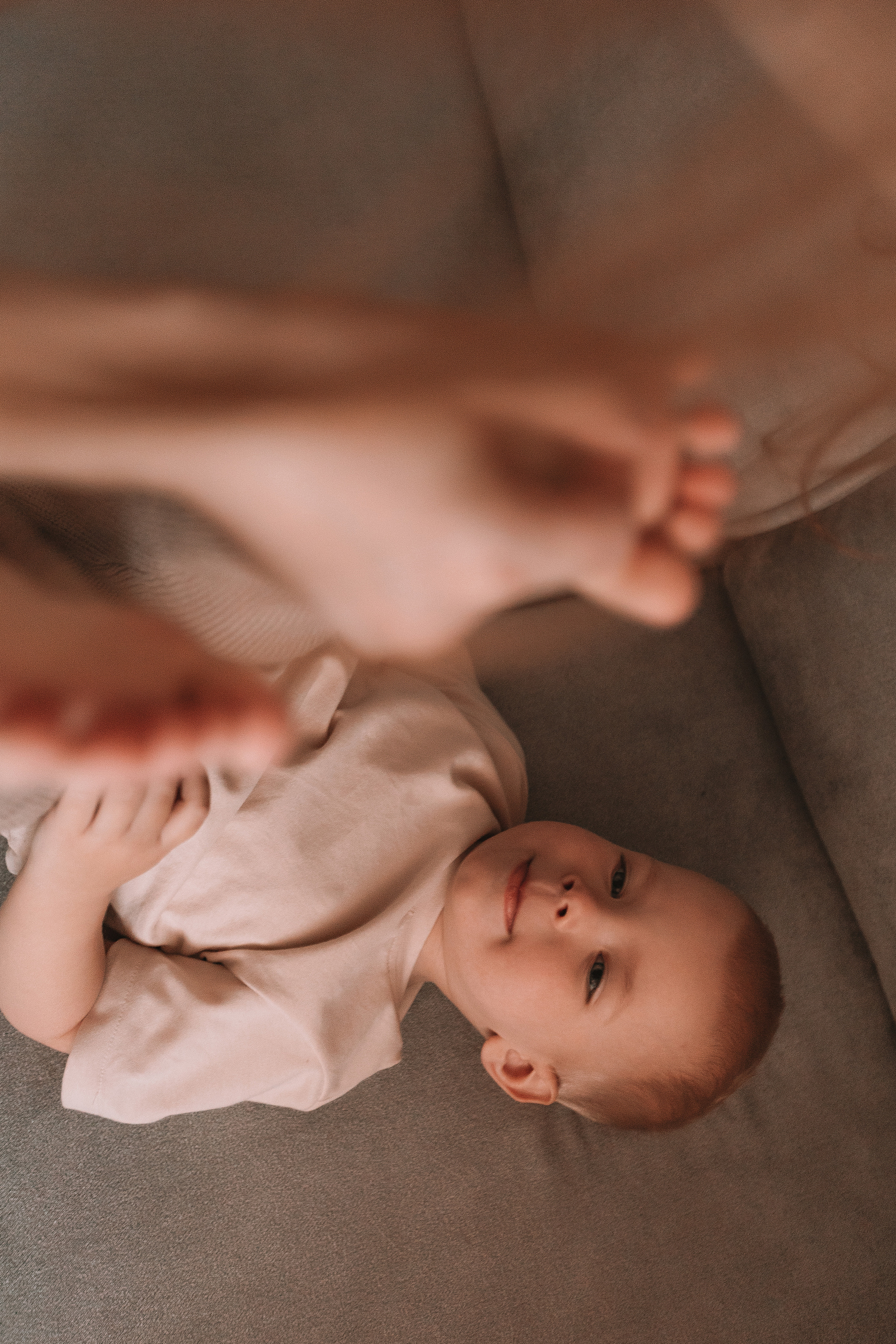 Очень активный Лев. Семейный фотограф Тюмень, фотограф на роды Салмина Мария