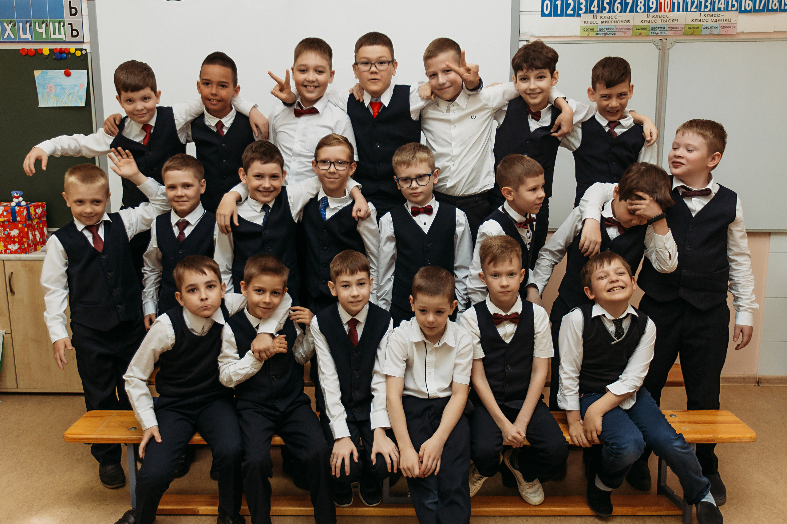 2 класс. Семейный фотограф Тюмень, фотограф на роды Салмина Мария