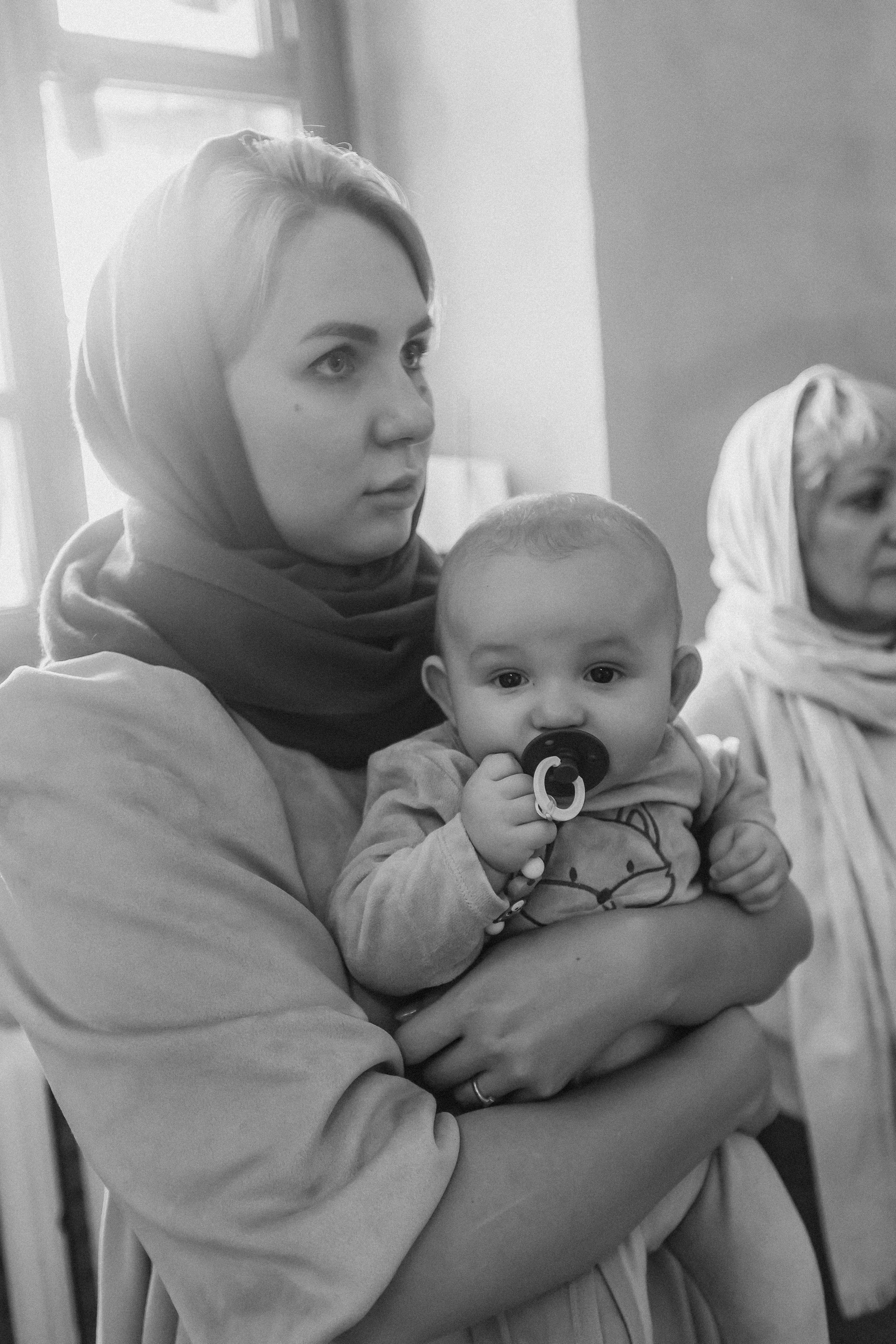 Крещение семакова. Семейный фотограф Тюмень, фотограф на роды Салмина Мария