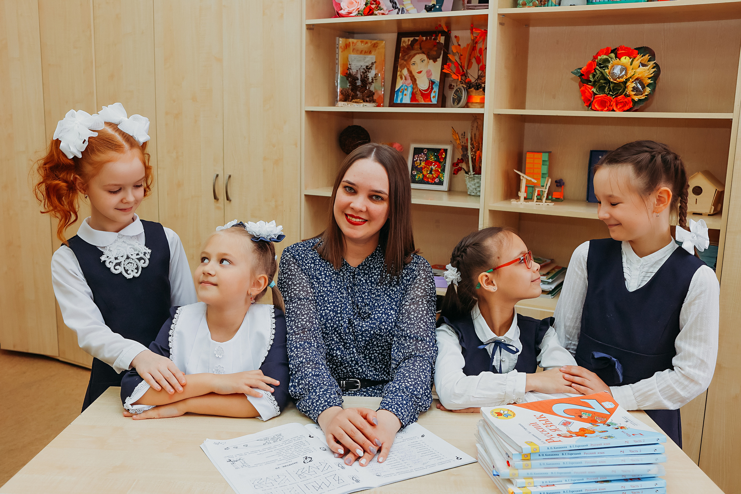 2 класс. Семейный фотограф Тюмень, фотограф на роды Салмина Мария