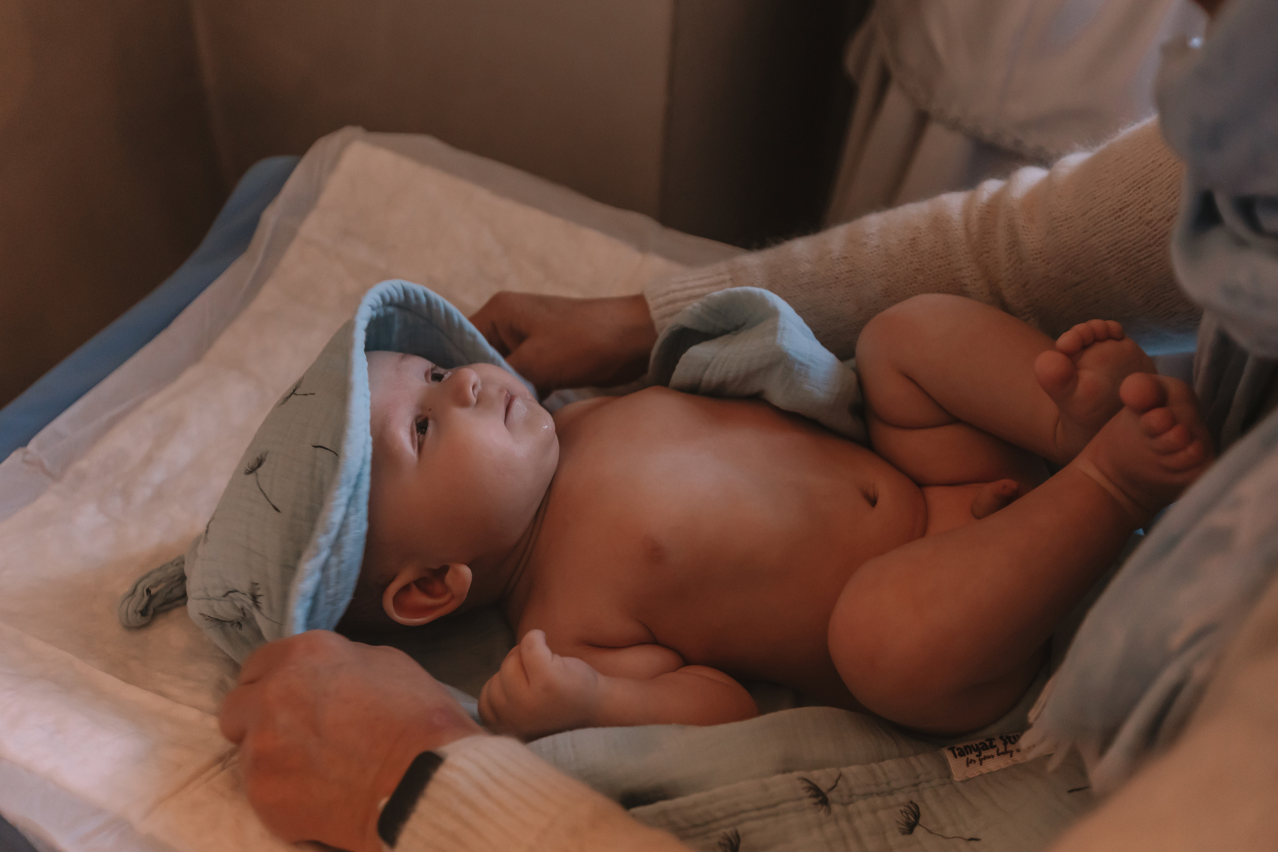 Крещение семакова. Семейный фотограф Тюмень, фотограф на роды Салмина Мария