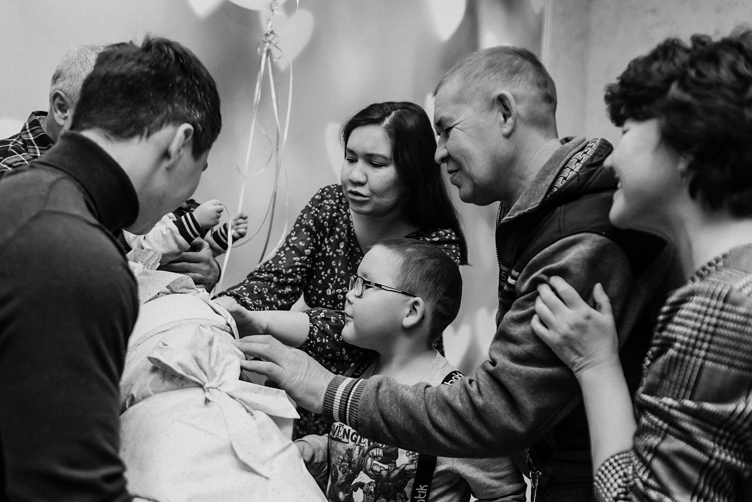 Выписка только зона ожидания. Семейный фотограф Тюмень, фотограф на роды Салмина Мария