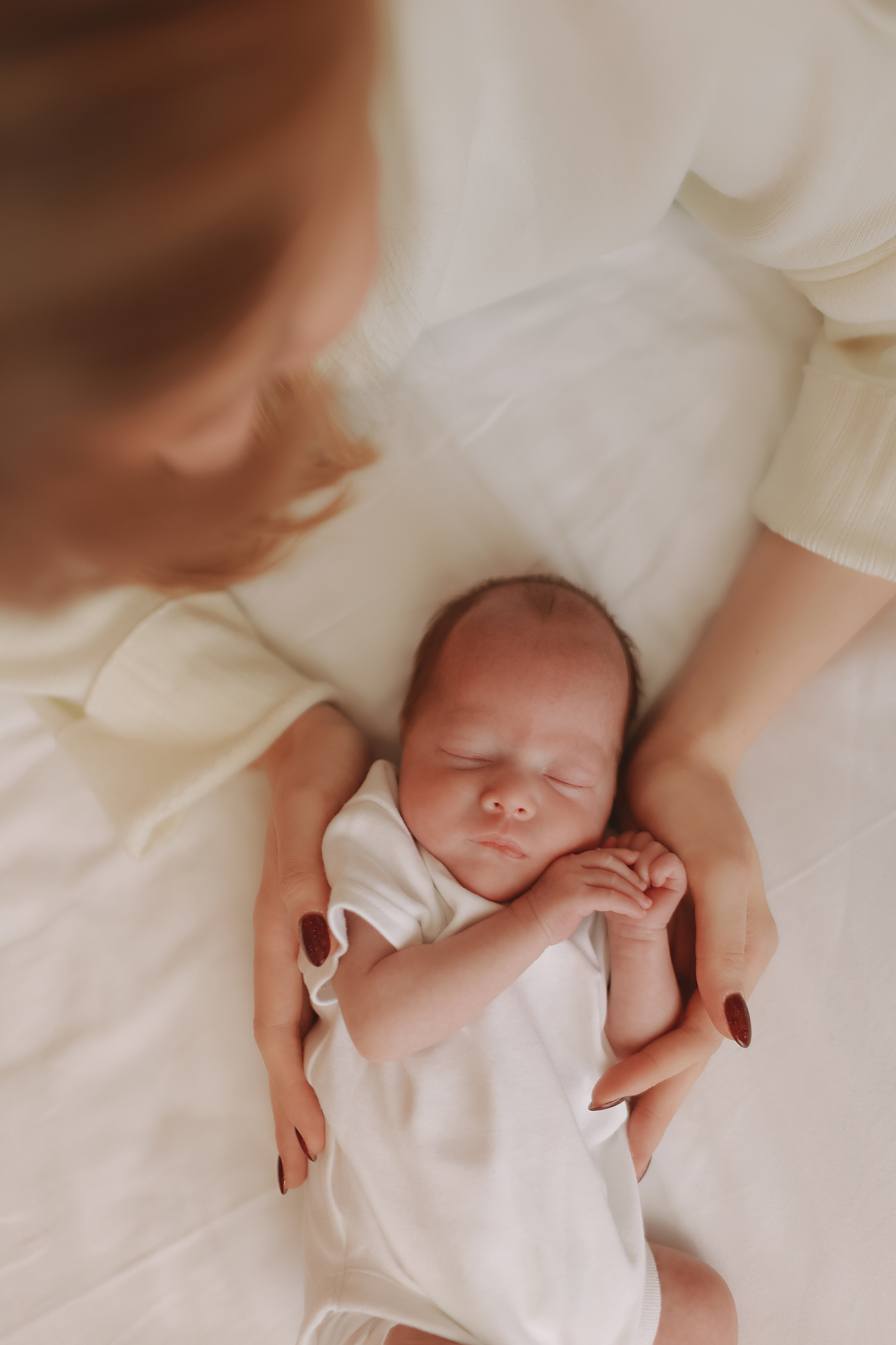 Выписка Мать и Дитя. Семейный фотограф Тюмень, фотограф на роды Салмина Мария