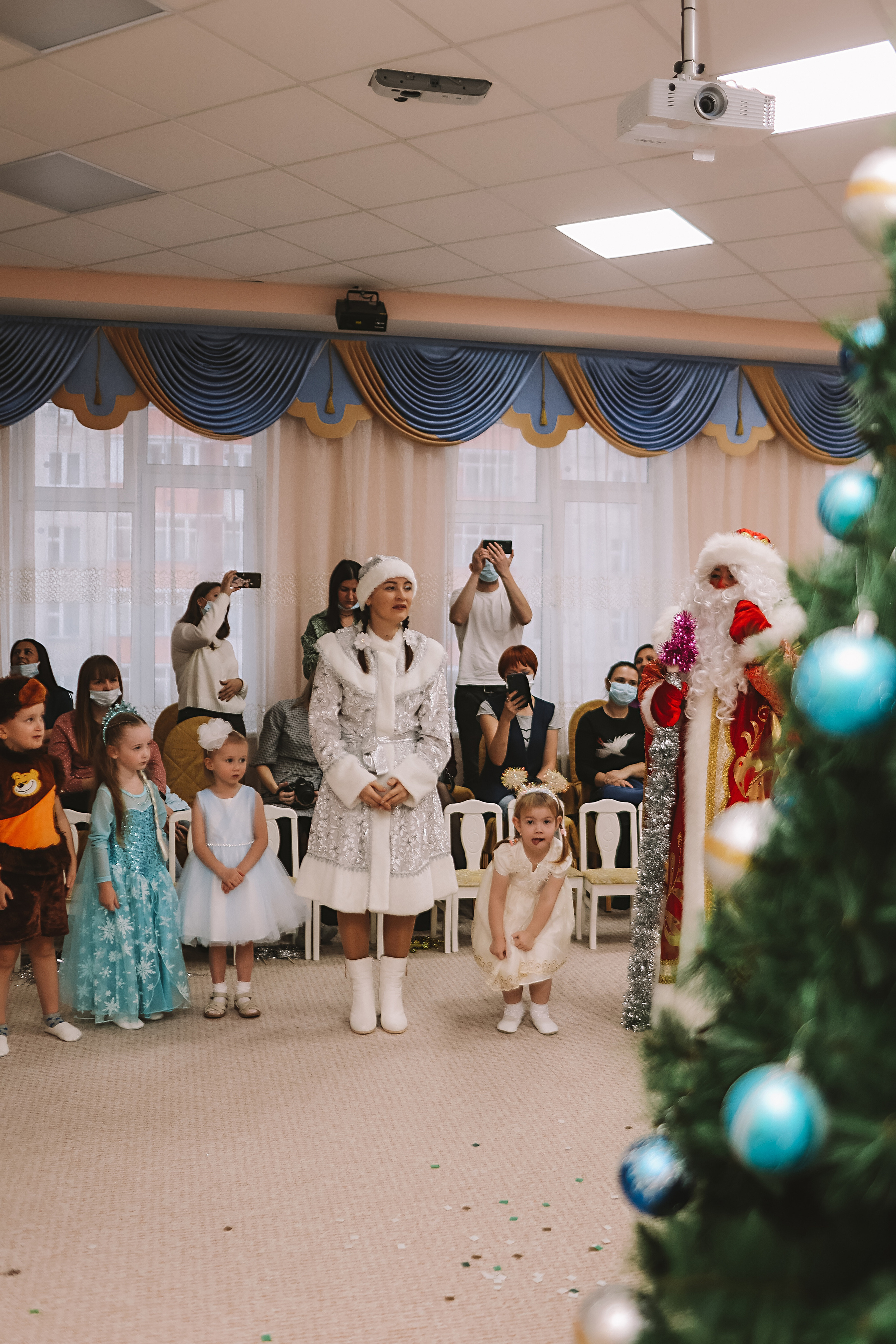 Репортаж новогоднего утренника. Семейный фотограф Тюмень, фотограф на роды Салмина Мария