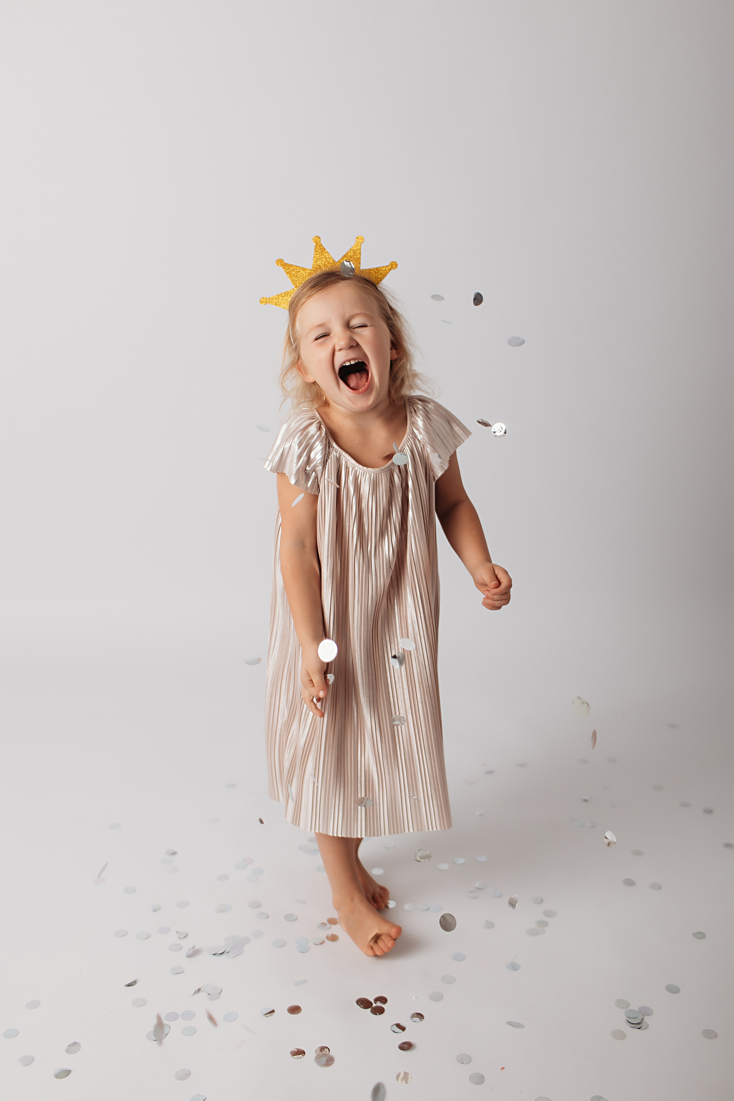 Минимализм 2022-2023. Семейный фотограф Тюмень, фотограф на роды Салмина Мария