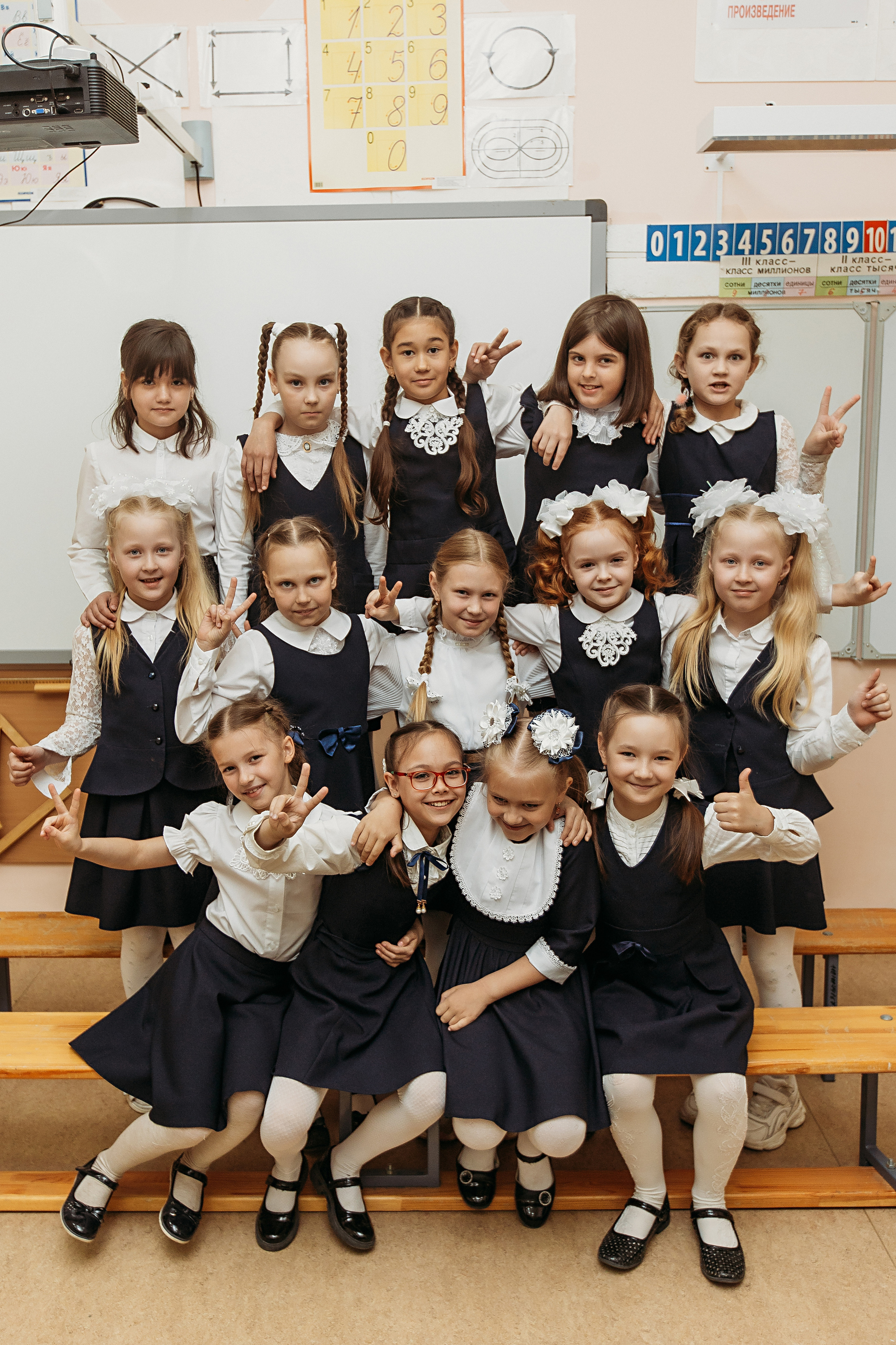 2 класс. Семейный фотограф Тюмень, фотограф на роды Салмина Мария