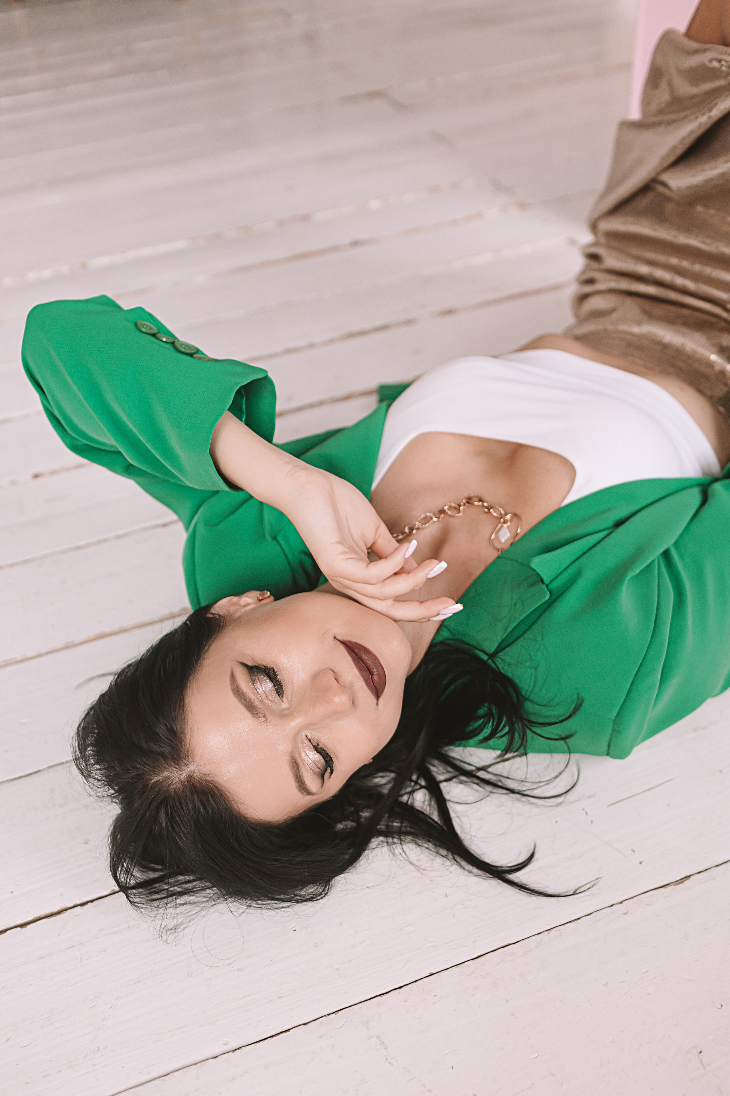 Руководитель студий красоты, студия Белая. Семейный фотограф Тюмень, фотограф на роды Салмина Мария