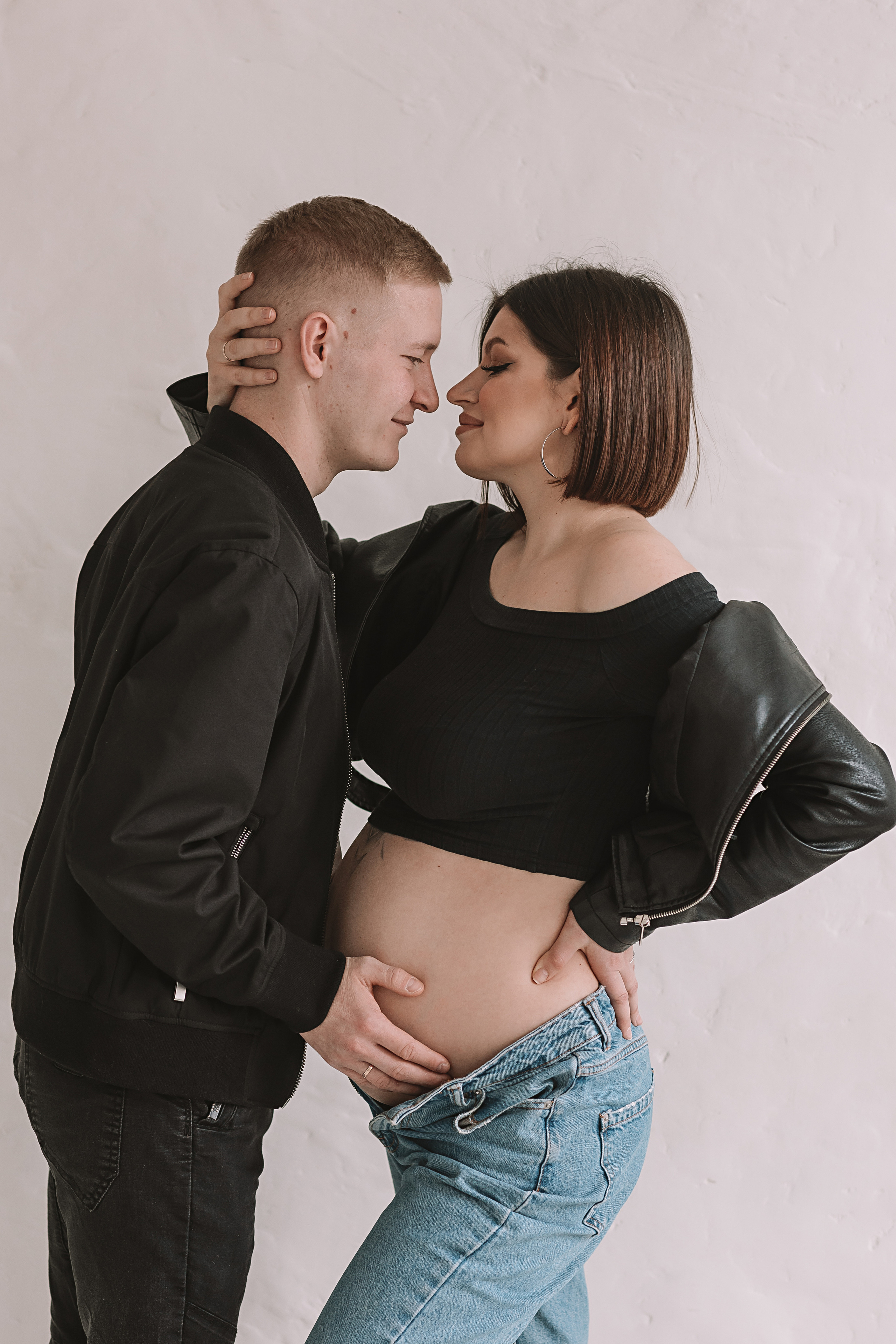 Студия 216 (зал 215). Семейный фотограф Тюмень, фотограф на роды Салмина Мария