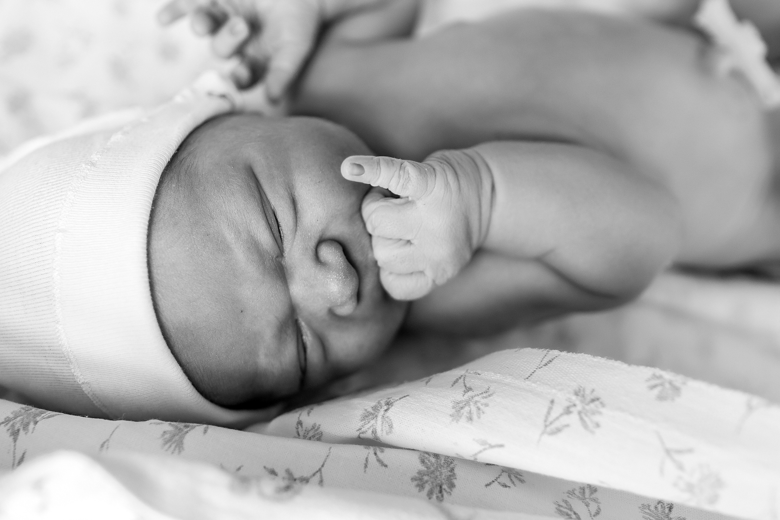 Мать и Дитя. Семейный фотограф Тюмень, фотограф на роды Салмина Мария