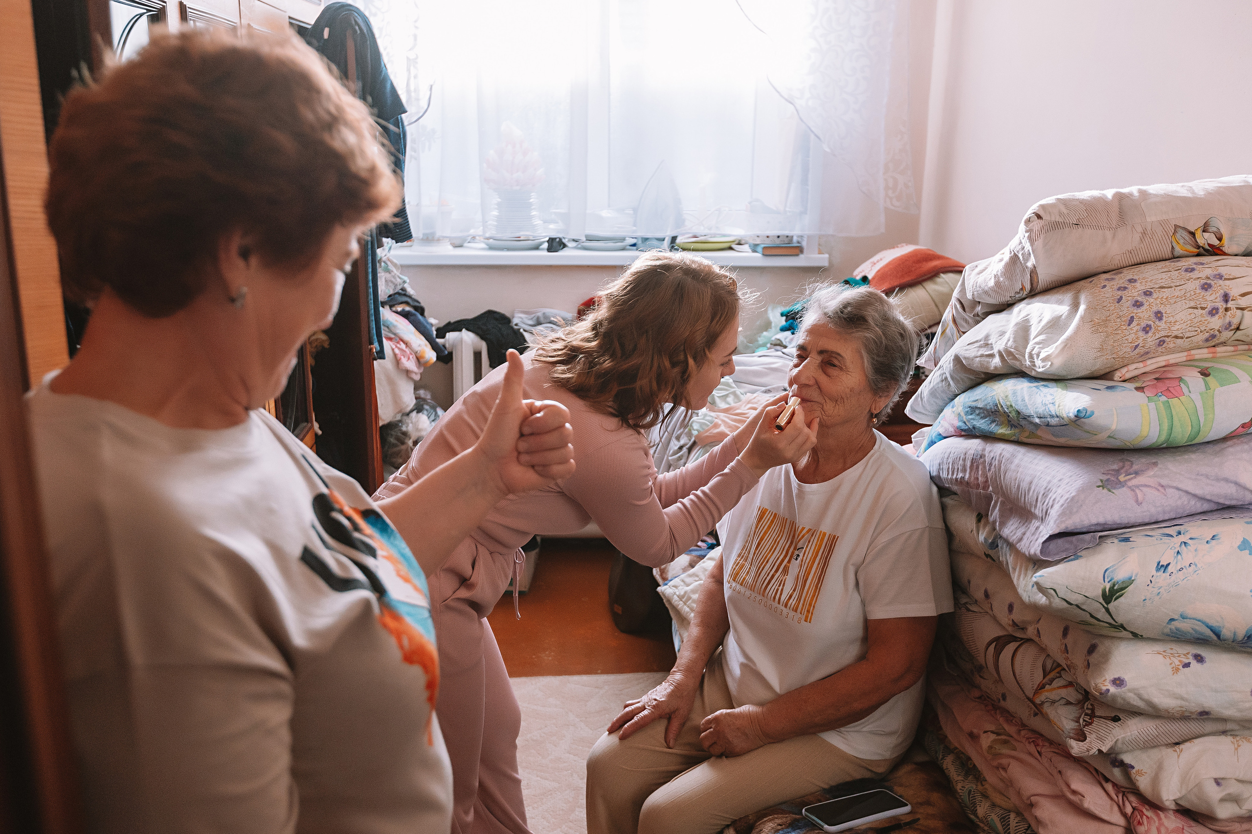 Большая семья (17 человек в частном доме, 2 часа). Семейный фотограф Тюмень, фотограф на роды Салмина Мария