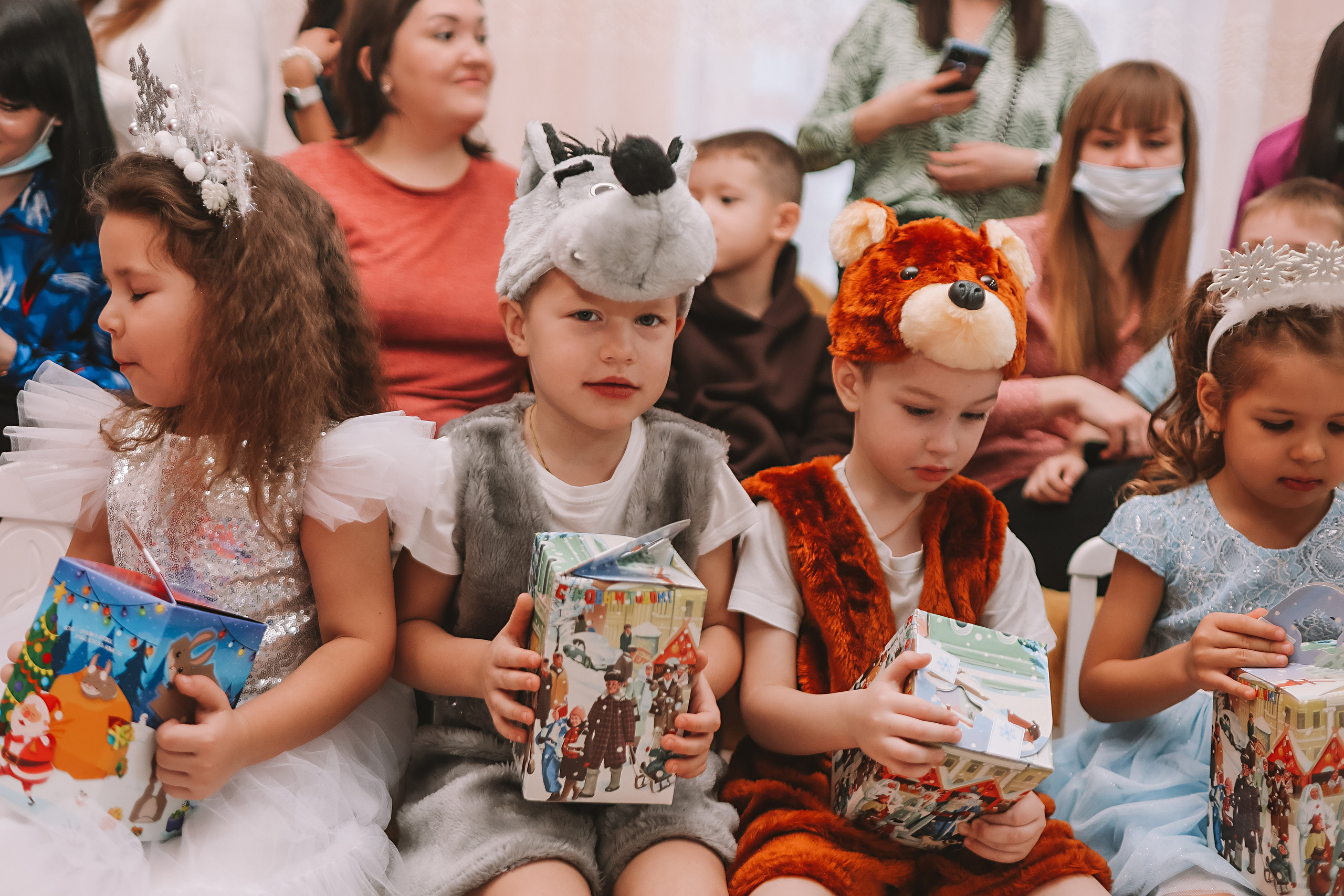 Репортаж новогоднего утренника. Семейный фотограф Тюмень, фотограф на роды Салмина Мария