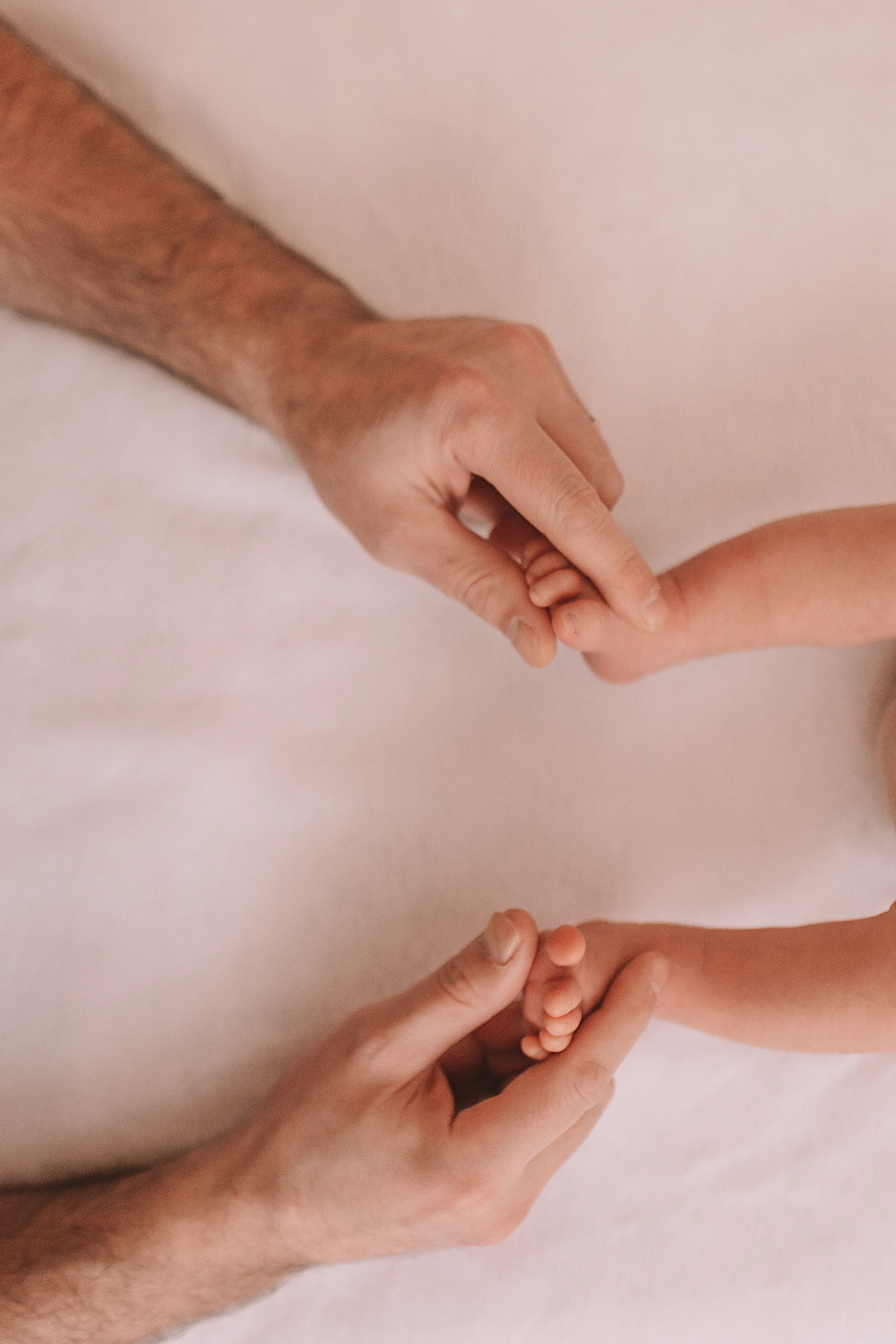 Максим. Семейный фотограф Тюмень, фотограф на роды Салмина Мария