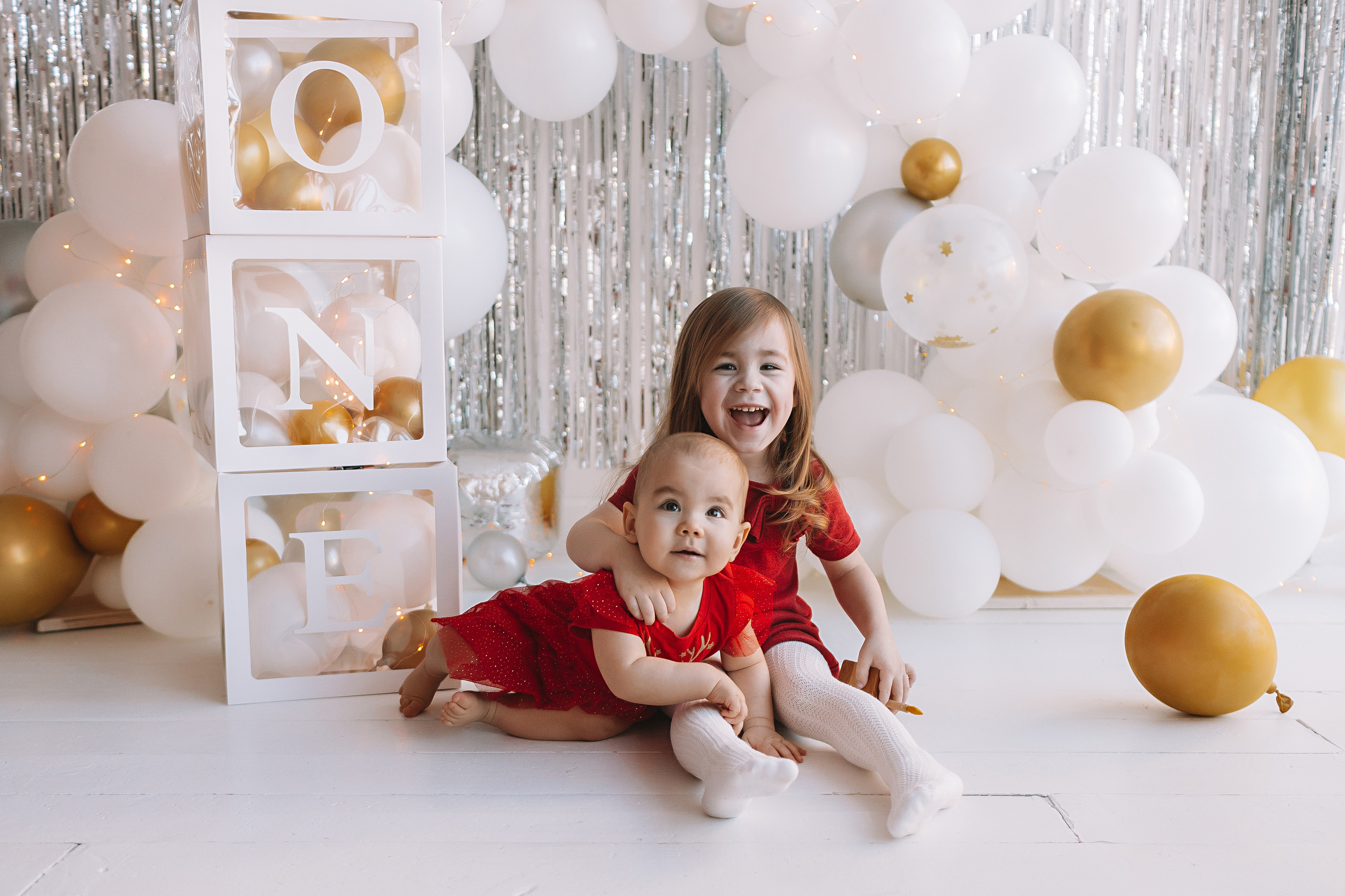 Годик в ВВ студио. Семейный фотограф Тюмень, фотограф на роды Салмина Мария