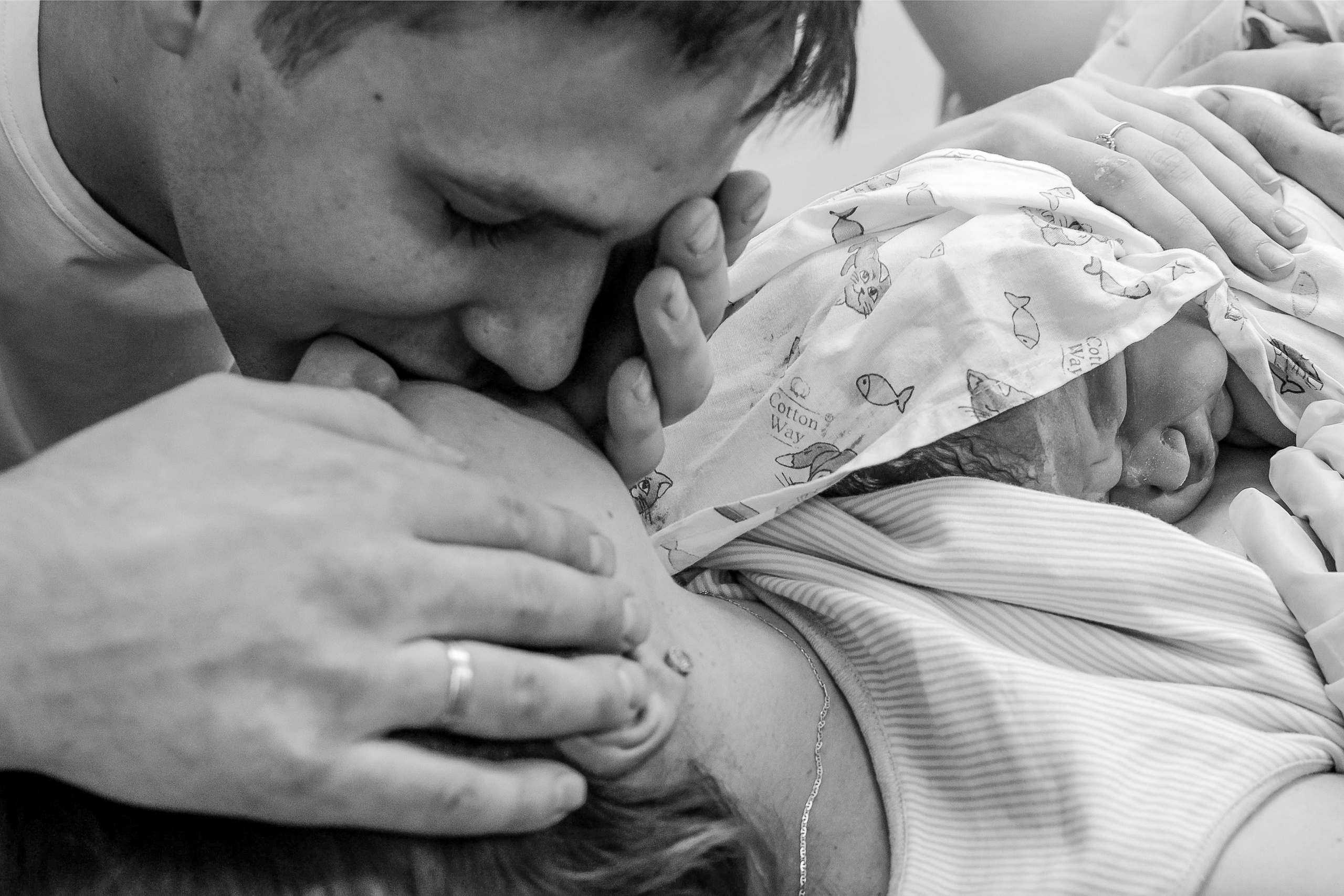 София. Семейный фотограф Тюмень, фотограф на роды Салмина Мария