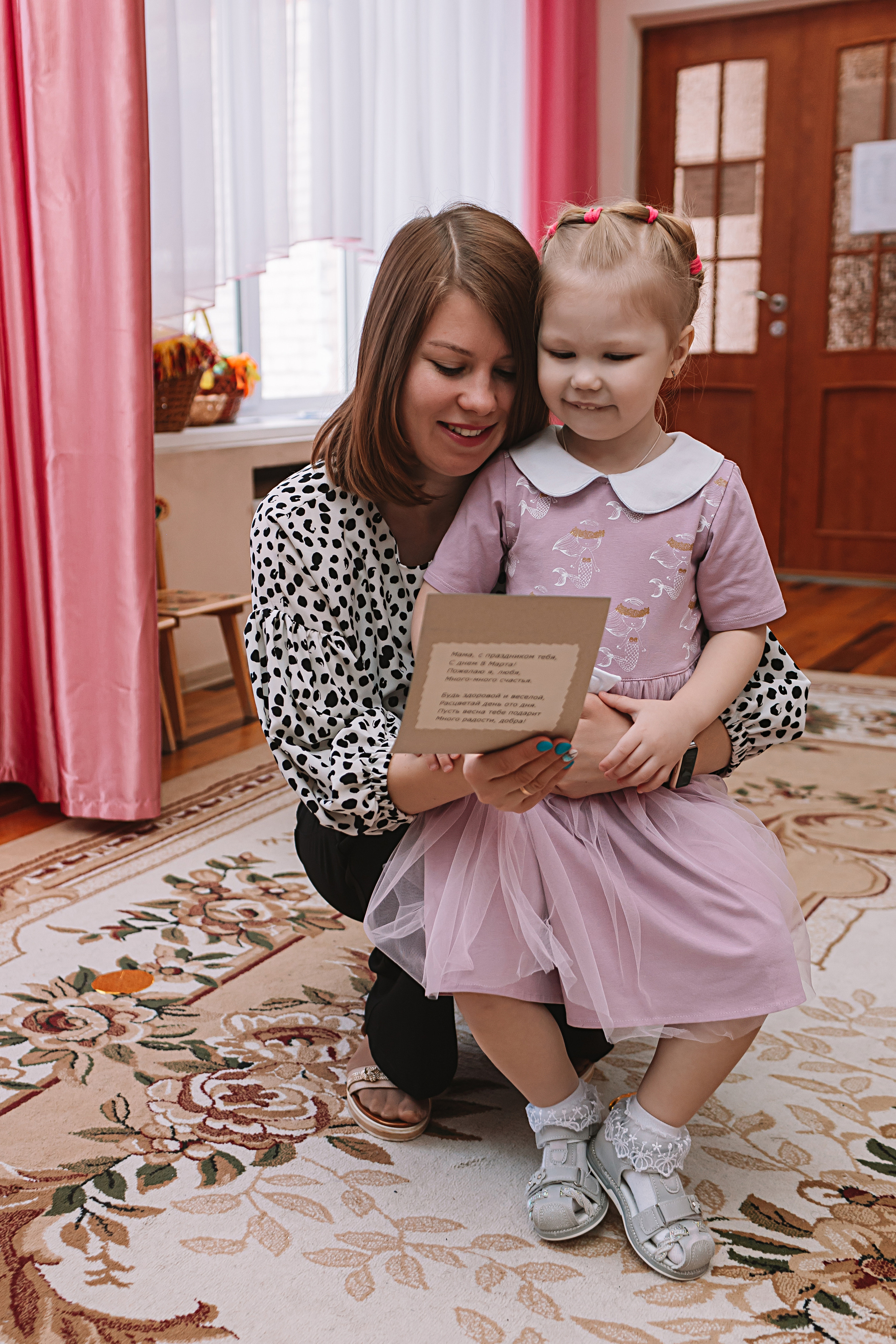 Утренник садик. Семейный фотограф Тюмень, фотограф на роды Салмина Мария
