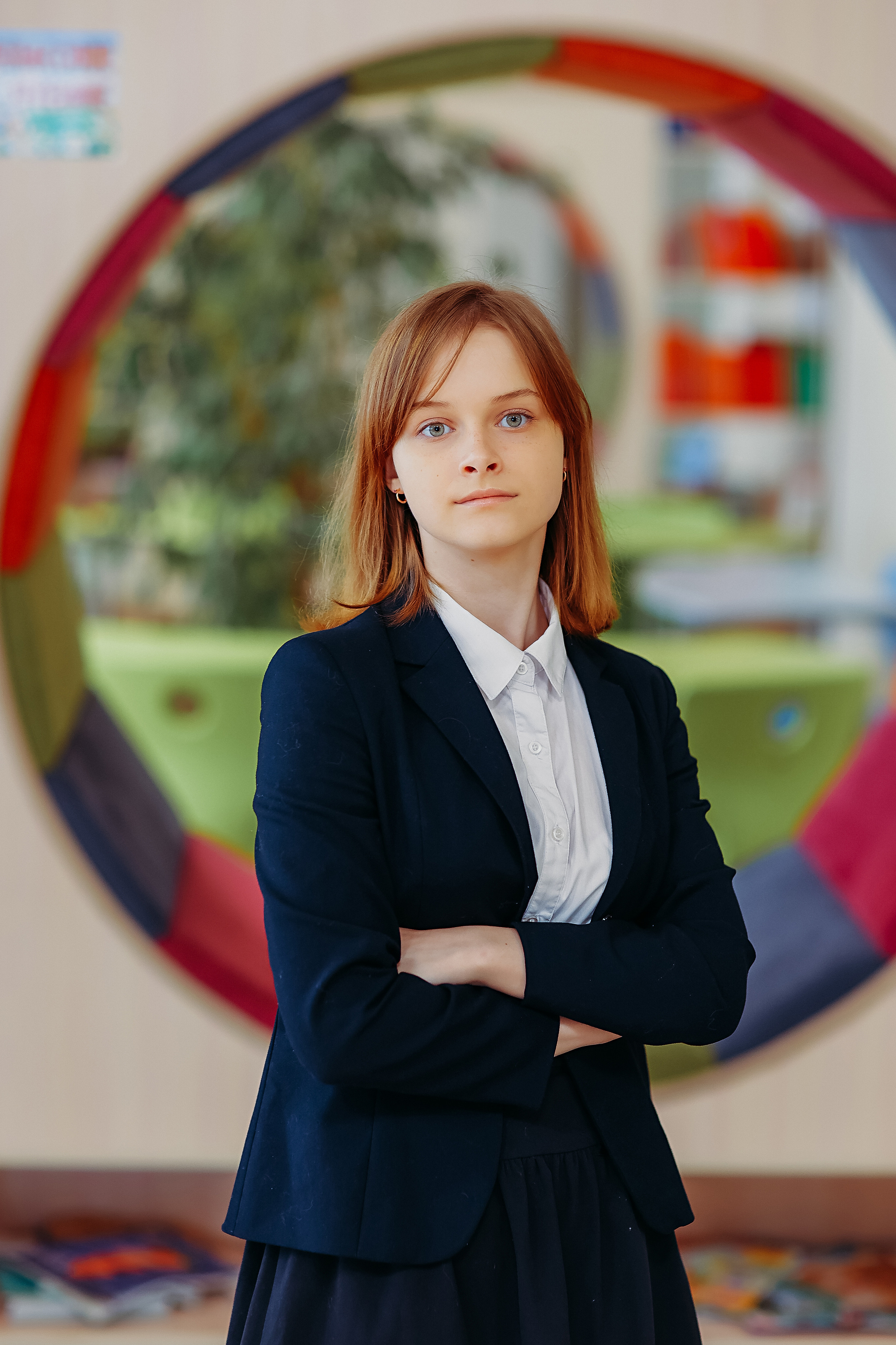 8 класс в библиотеке. Семейный фотограф Тюмень, фотограф на роды Салмина Мария