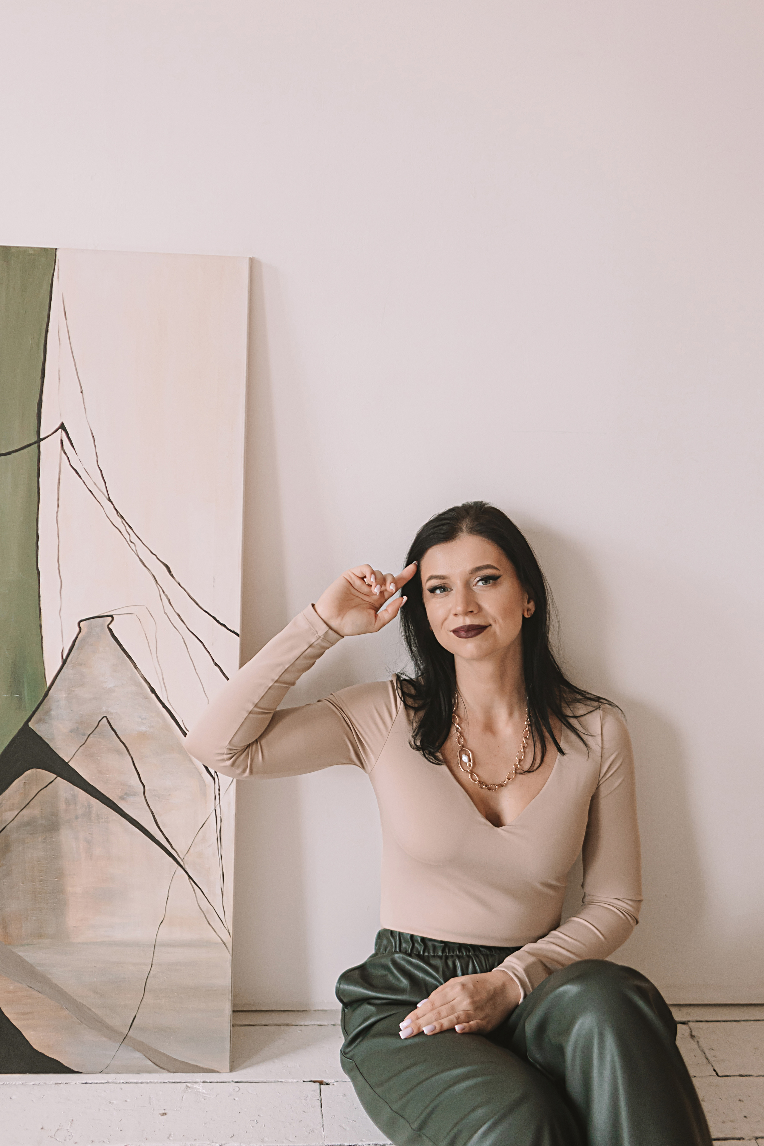 Руководитель студий красоты, студия Белая. Семейный фотограф Тюмень, фотограф на роды Салмина Мария