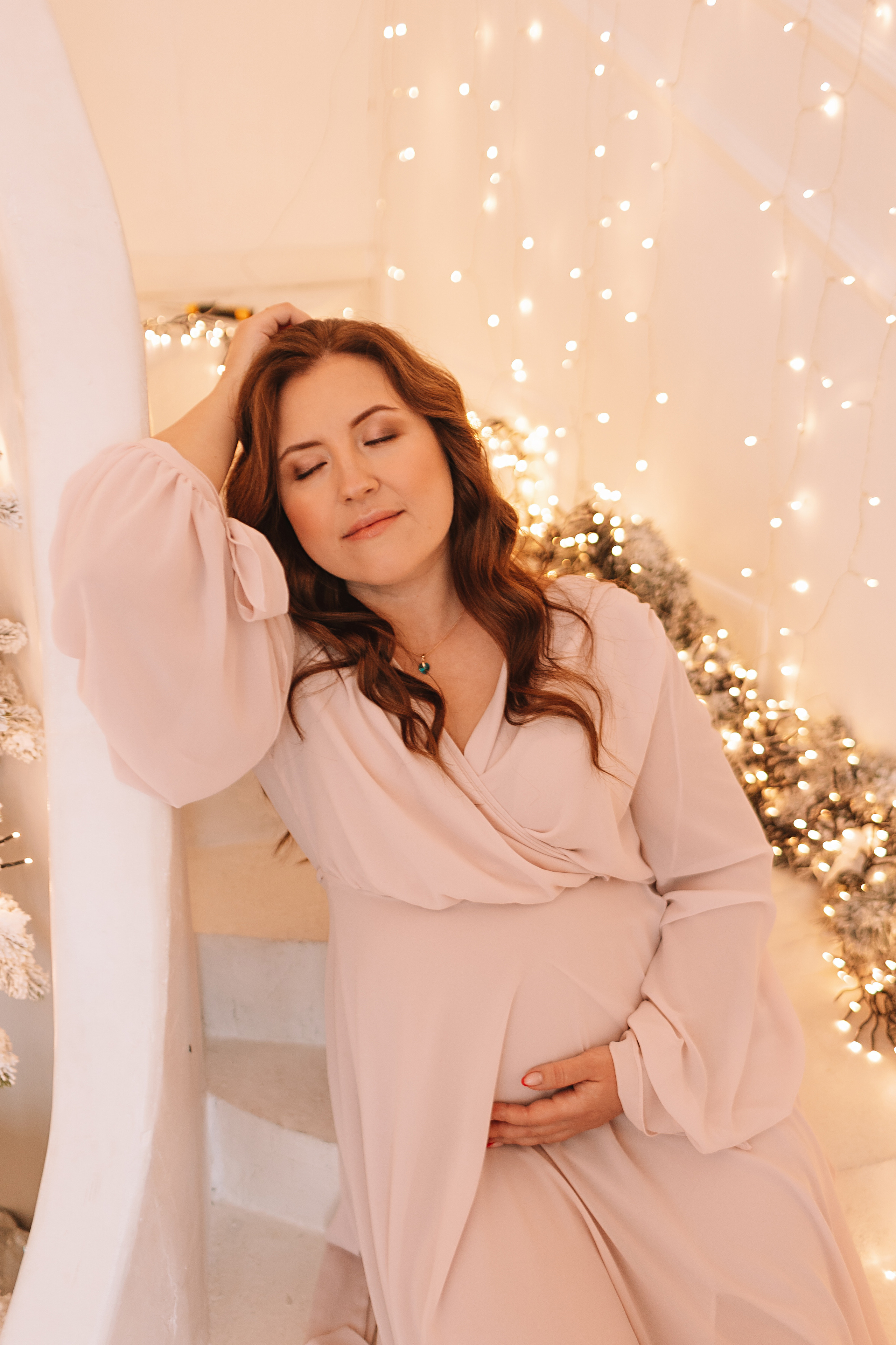 Студия Че (новогодняя). Семейный фотограф Тюмень, фотограф на роды Салмина Мария