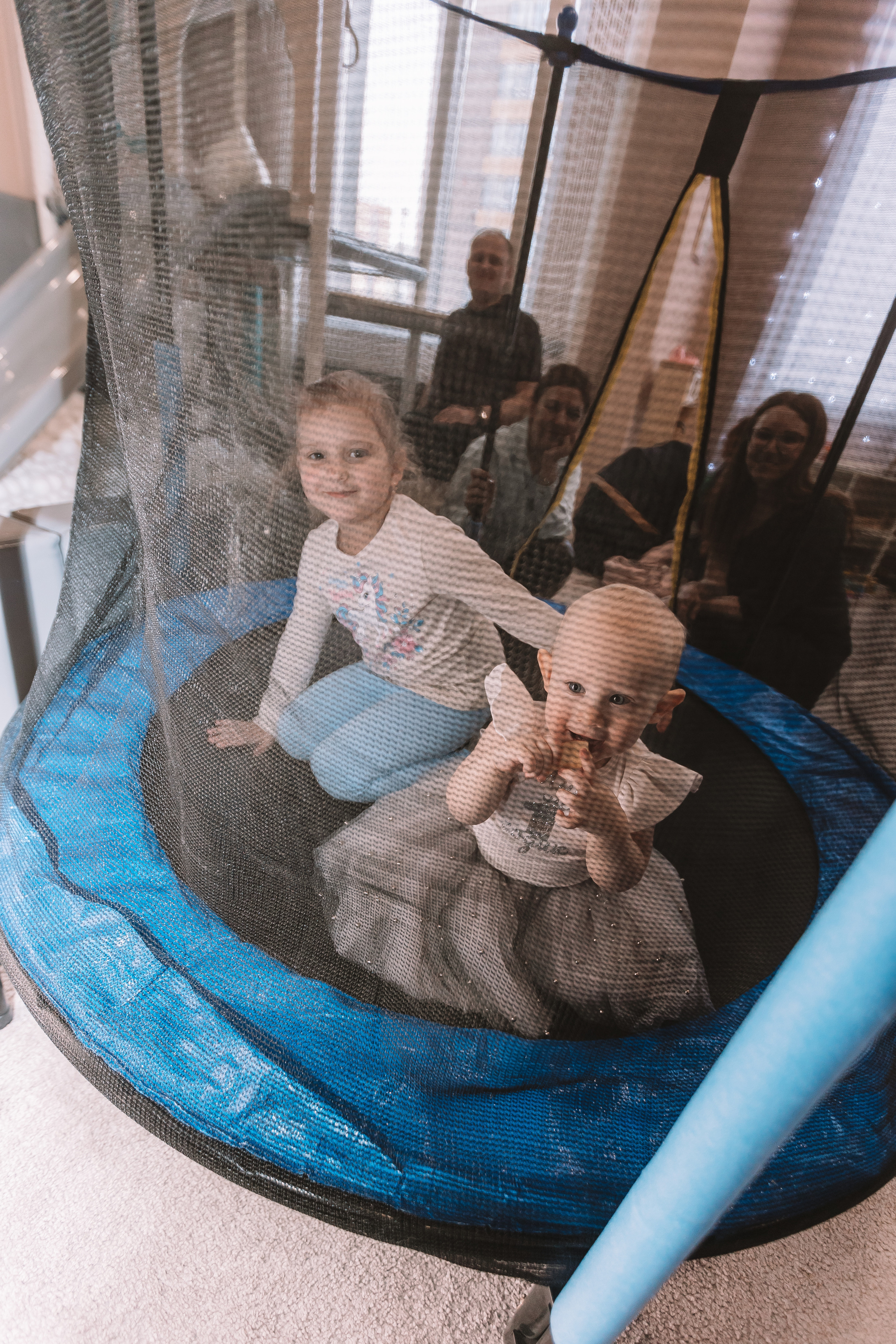 Первый годик в игровой. Семейный фотограф Тюмень, фотограф на роды Салмина Мария