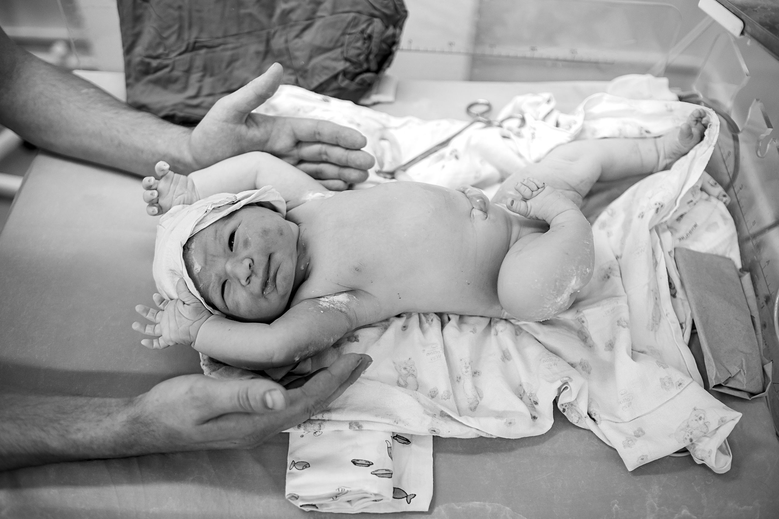 София. Семейный фотограф Тюмень, фотограф на роды Салмина Мария