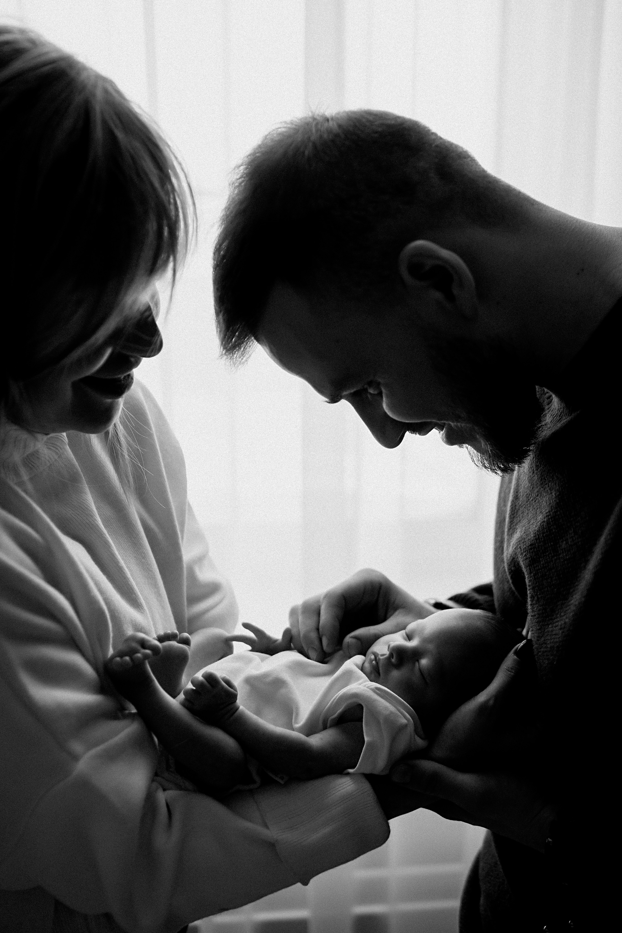 Выписка Мать и Дитя. Семейный фотограф Тюмень, фотограф на роды Салмина Мария