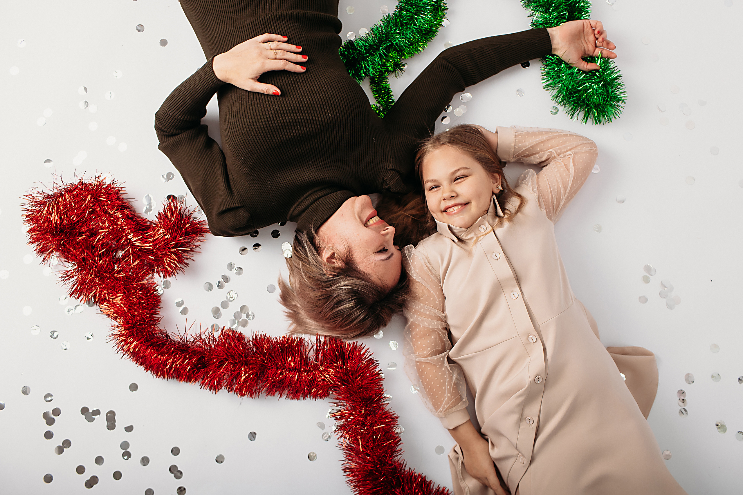 Минимализм 2022-2023. Семейный фотограф Тюмень, фотограф на роды Салмина Мария