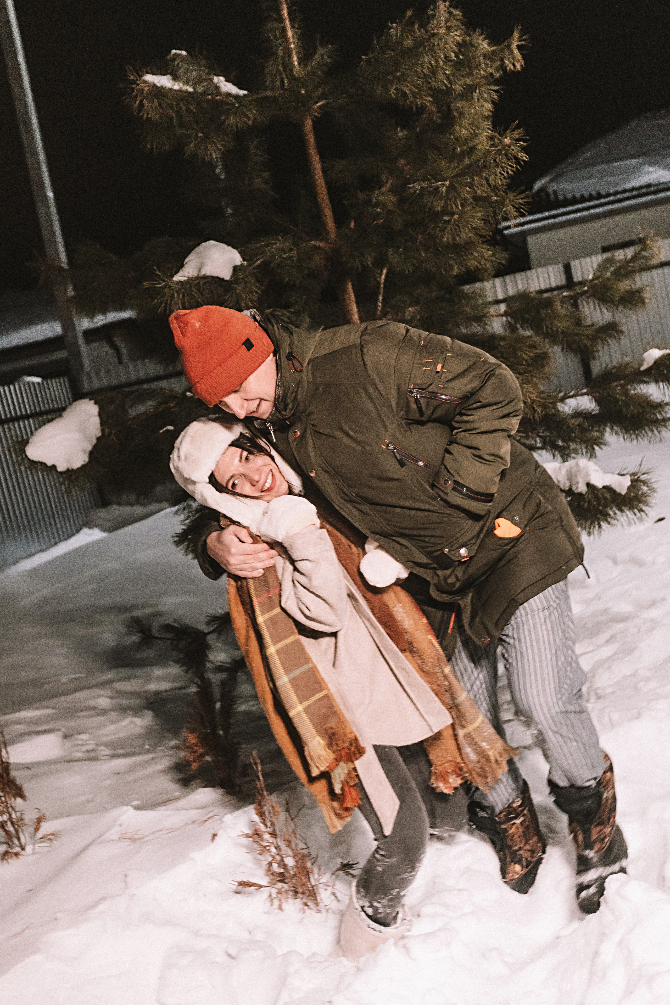 Вечерняя лав стори. Семейный фотограф Тюмень, фотограф на роды Салмина Мария