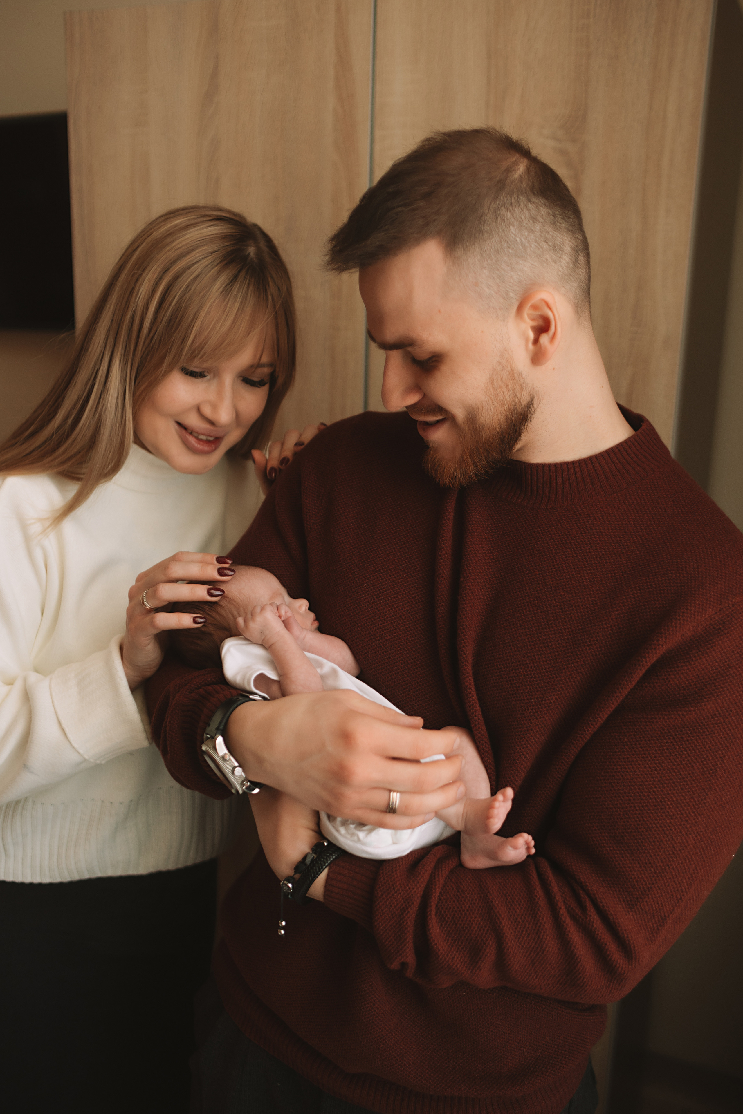 Выписка Мать и Дитя. Семейный фотограф Тюмень, фотограф на роды Салмина Мария