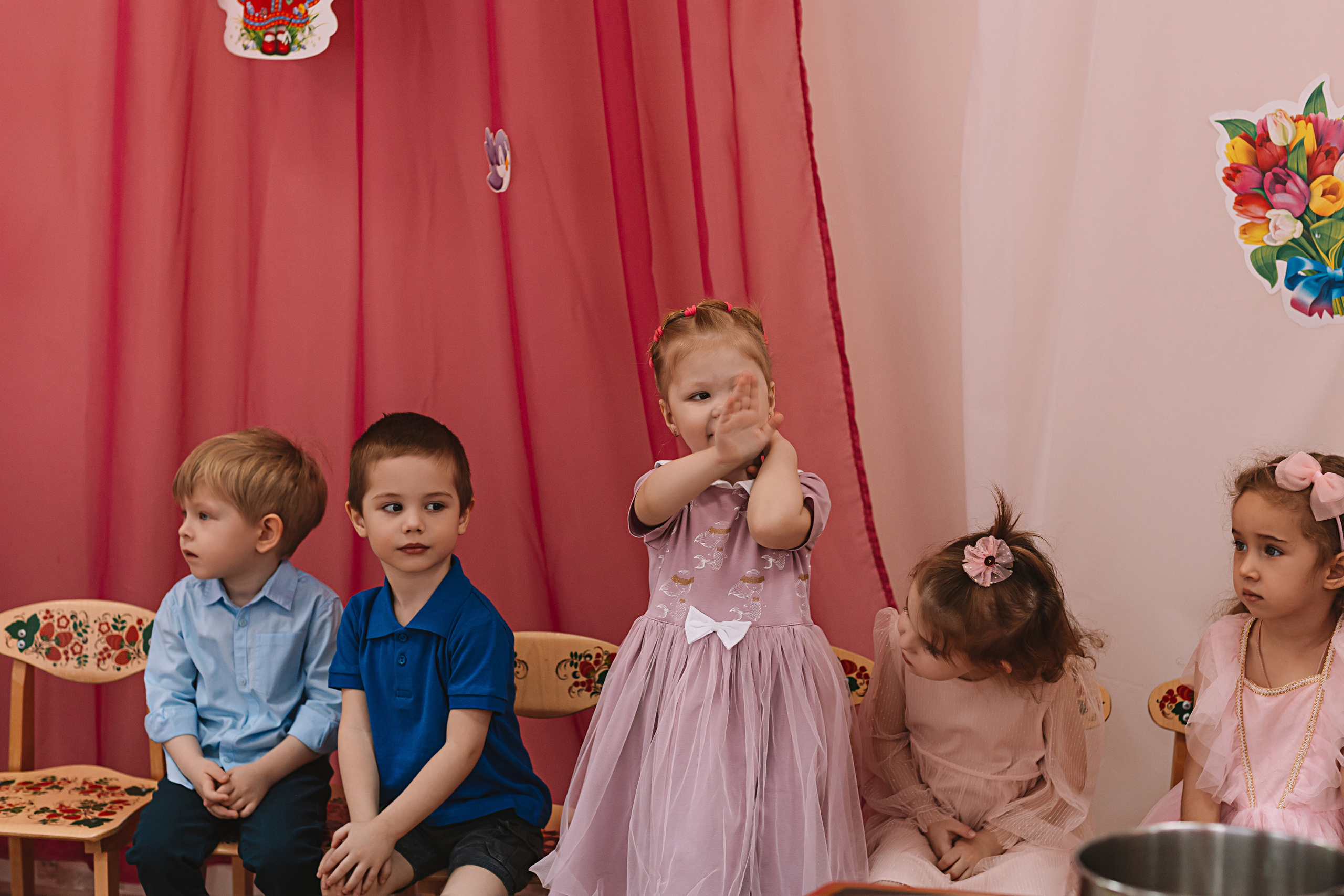 Утренник садик. Семейный фотограф Тюмень, фотограф на роды Салмина Мария