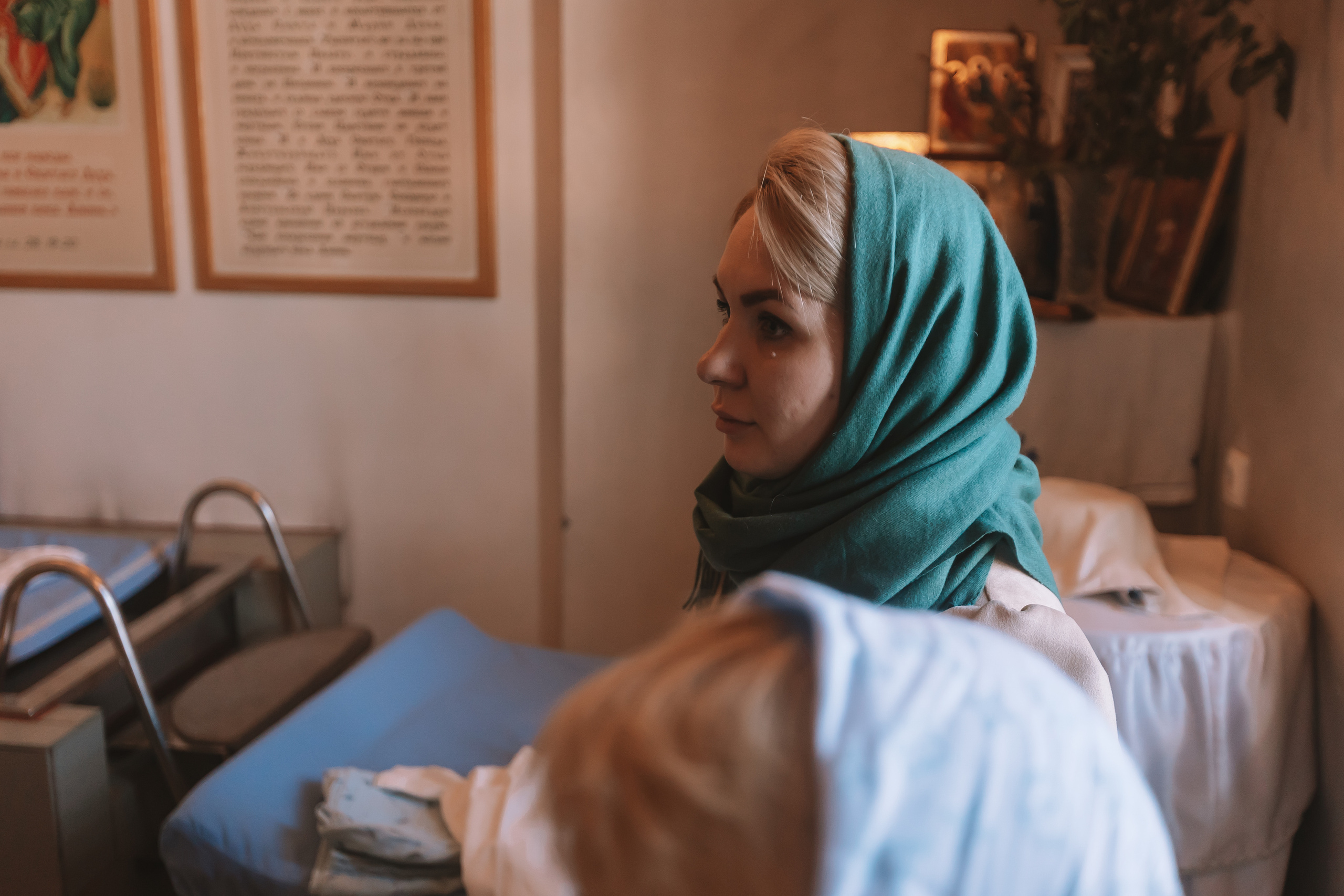 Крещение семакова. Семейный фотограф Тюмень, фотограф на роды Салмина Мария