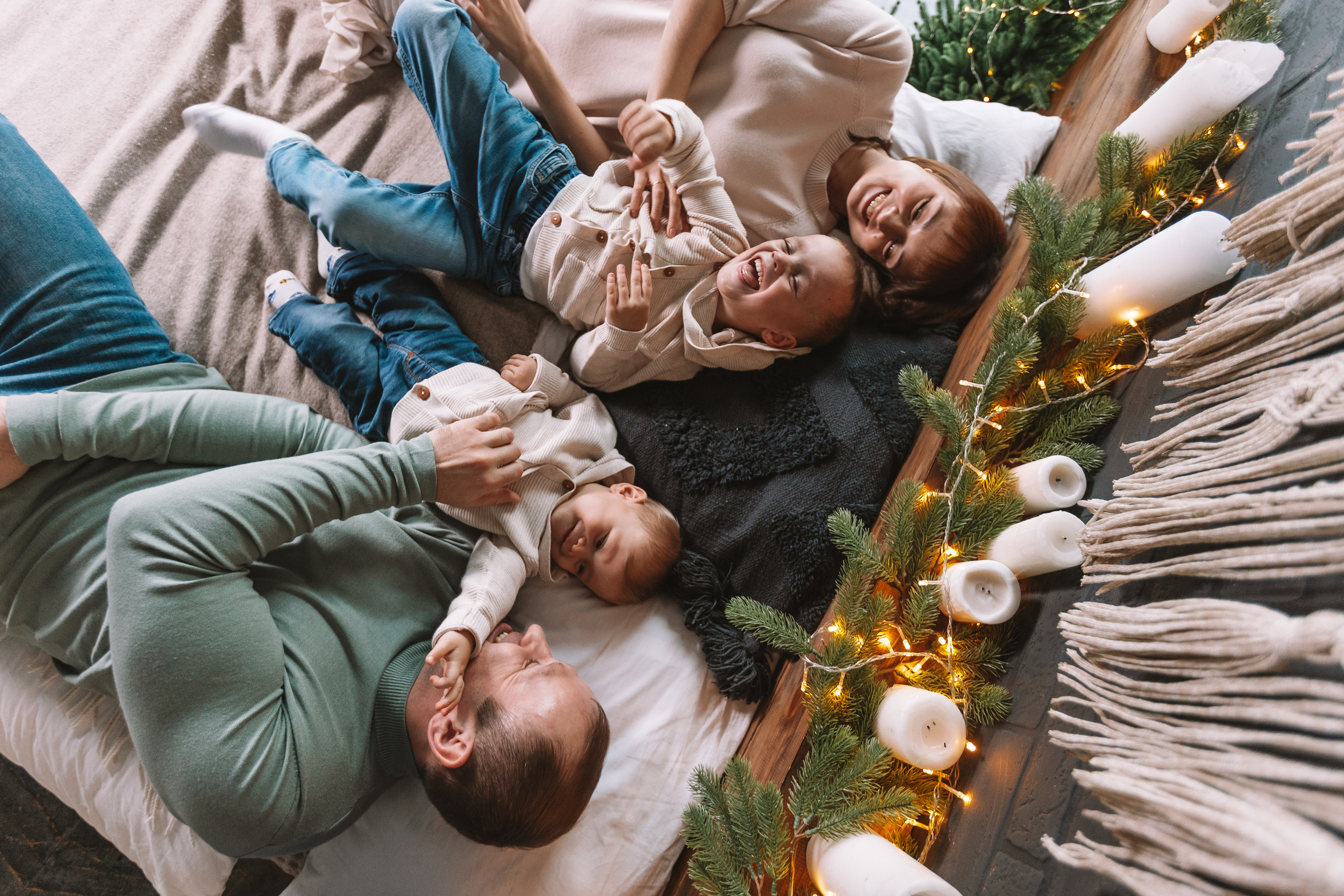 Студия Рояль (новогодняя). Семейный фотограф Тюмень, фотограф на роды Салмина Мария