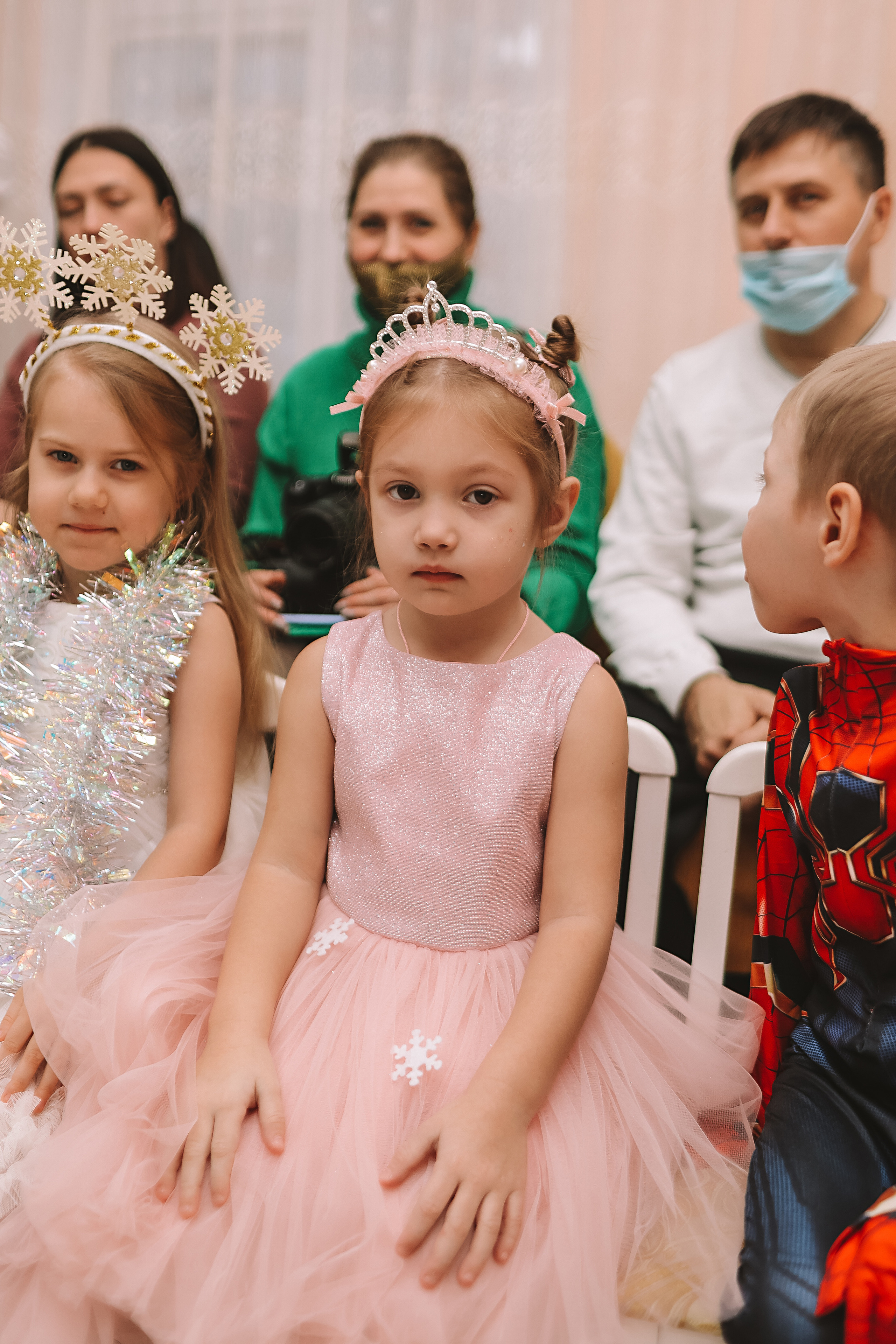 Репортаж новогоднего утренника. Семейный фотограф Тюмень, фотограф на роды Салмина Мария
