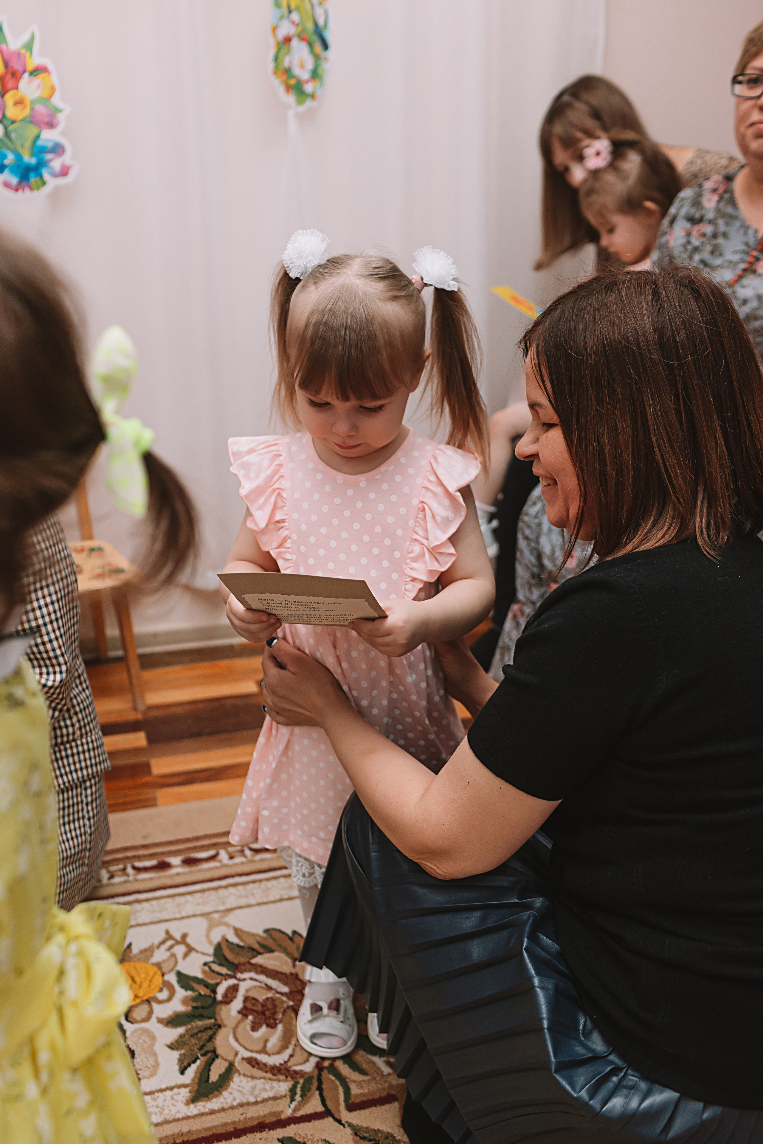 Утренник садик. Семейный фотограф Тюмень, фотограф на роды Салмина Мария