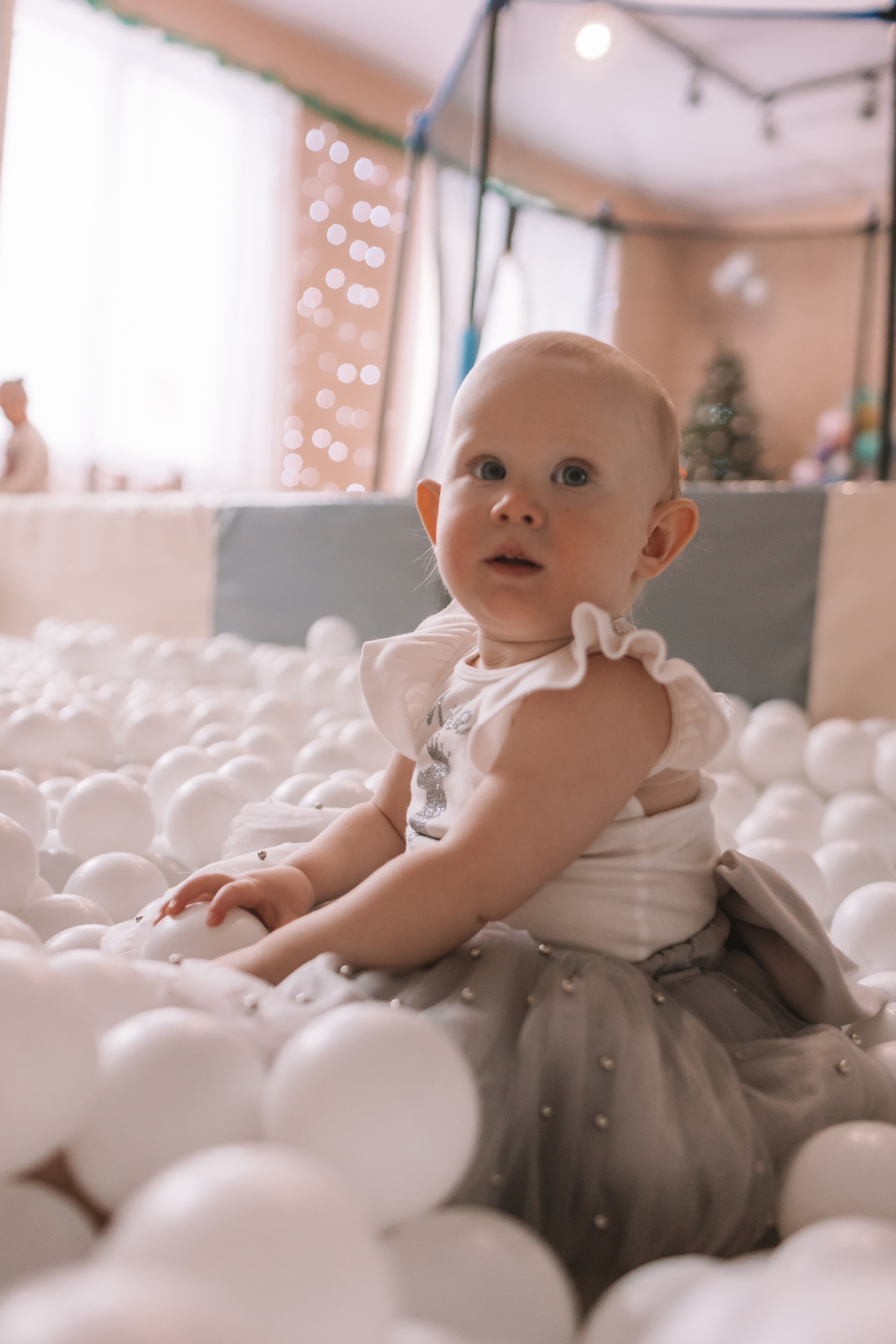 Первый годик в игровой. Семейный фотограф Тюмень, фотограф на роды Салмина Мария